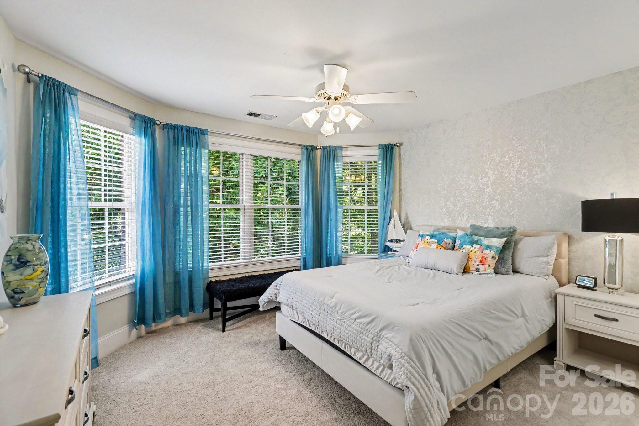 163 Evening Shadow Road — Lake Wylie