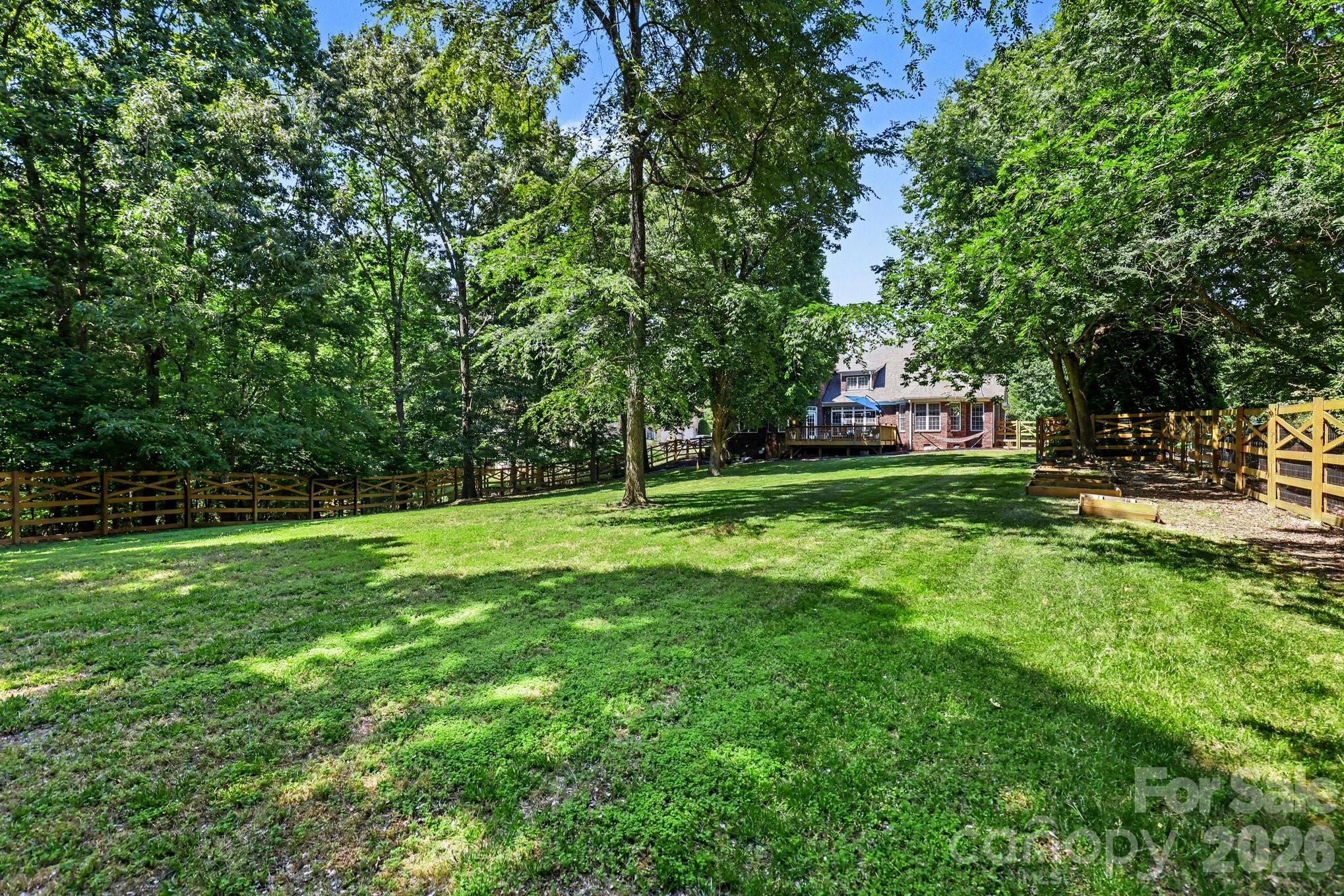 163 Evening Shadow Road — Lake Wylie