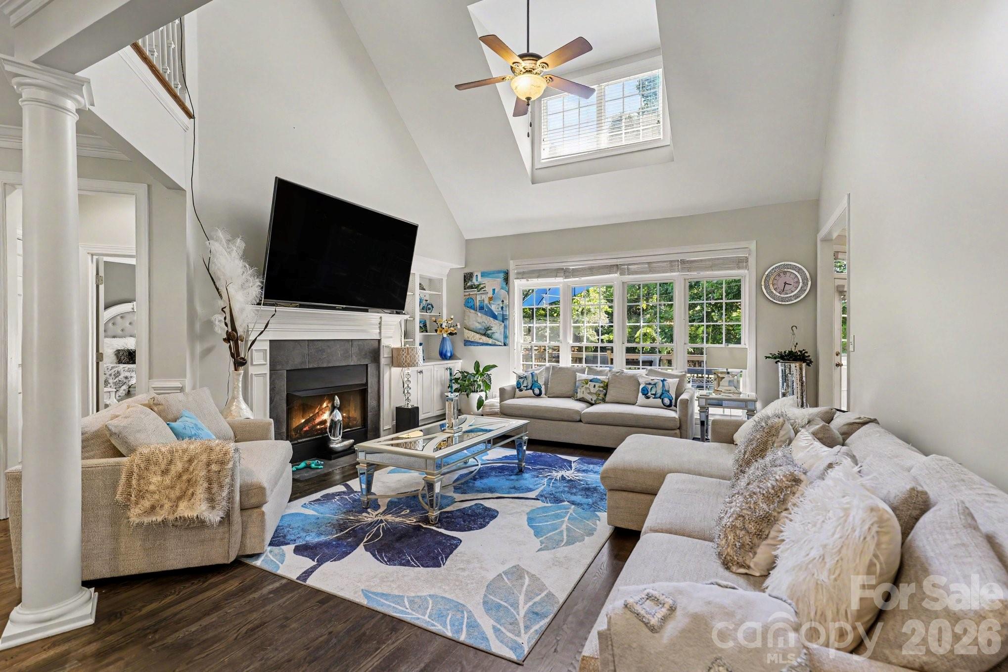 163 Evening Shadow Road — Lake Wylie