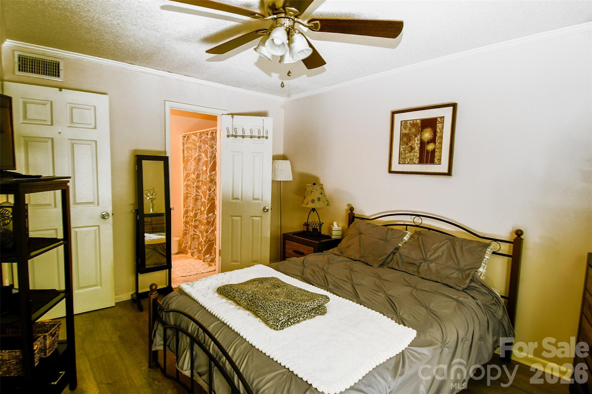 1046 Surry Lane — Gastonia