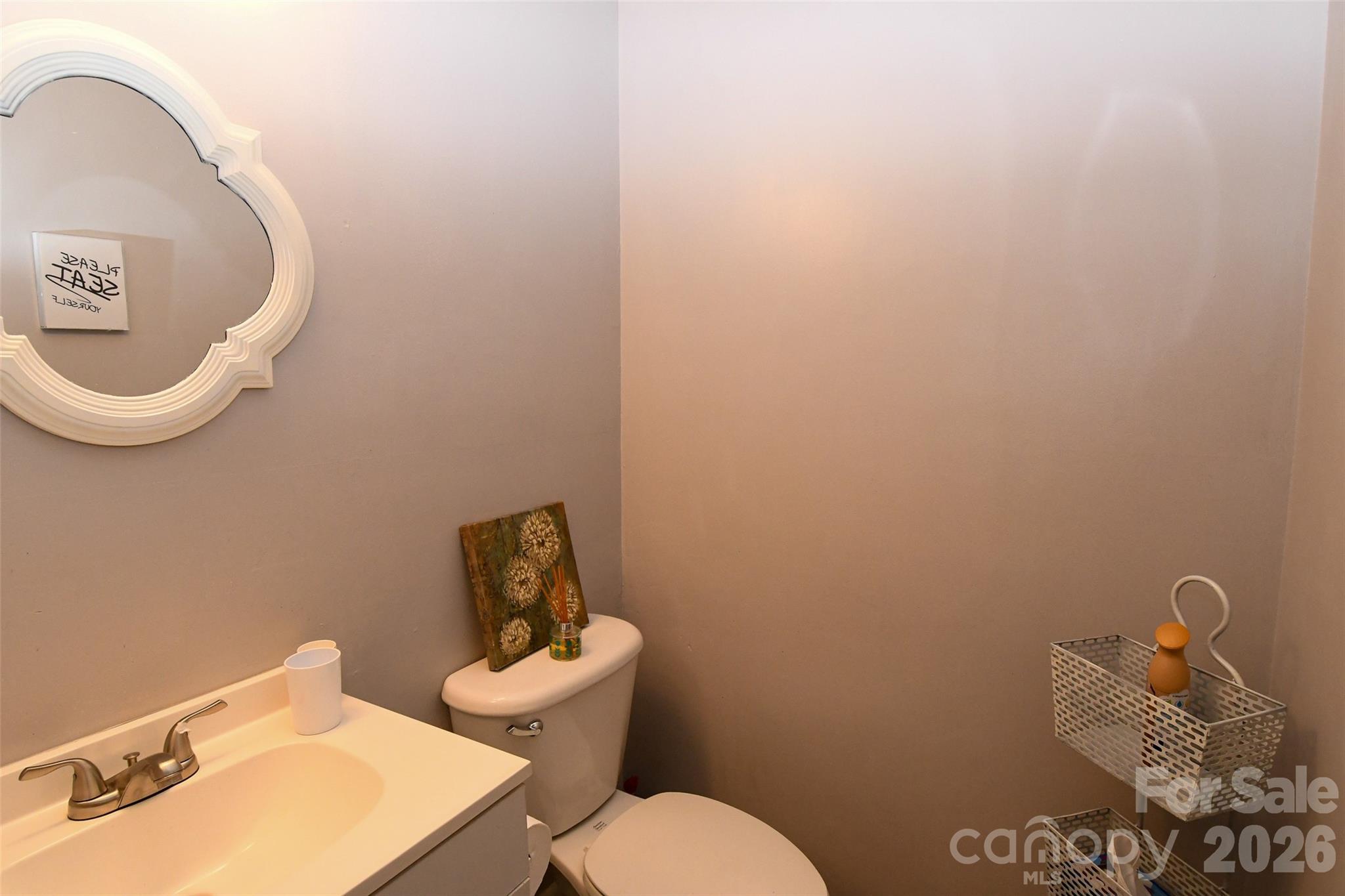1046 Surry Lane — Gastonia
