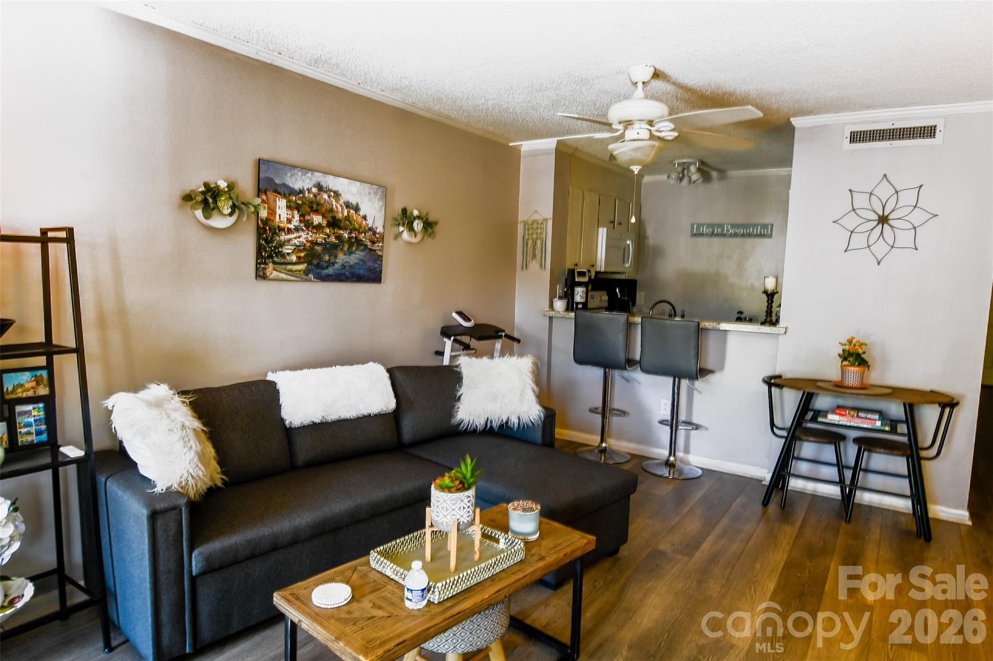 1046 Surry Lane — Gastonia