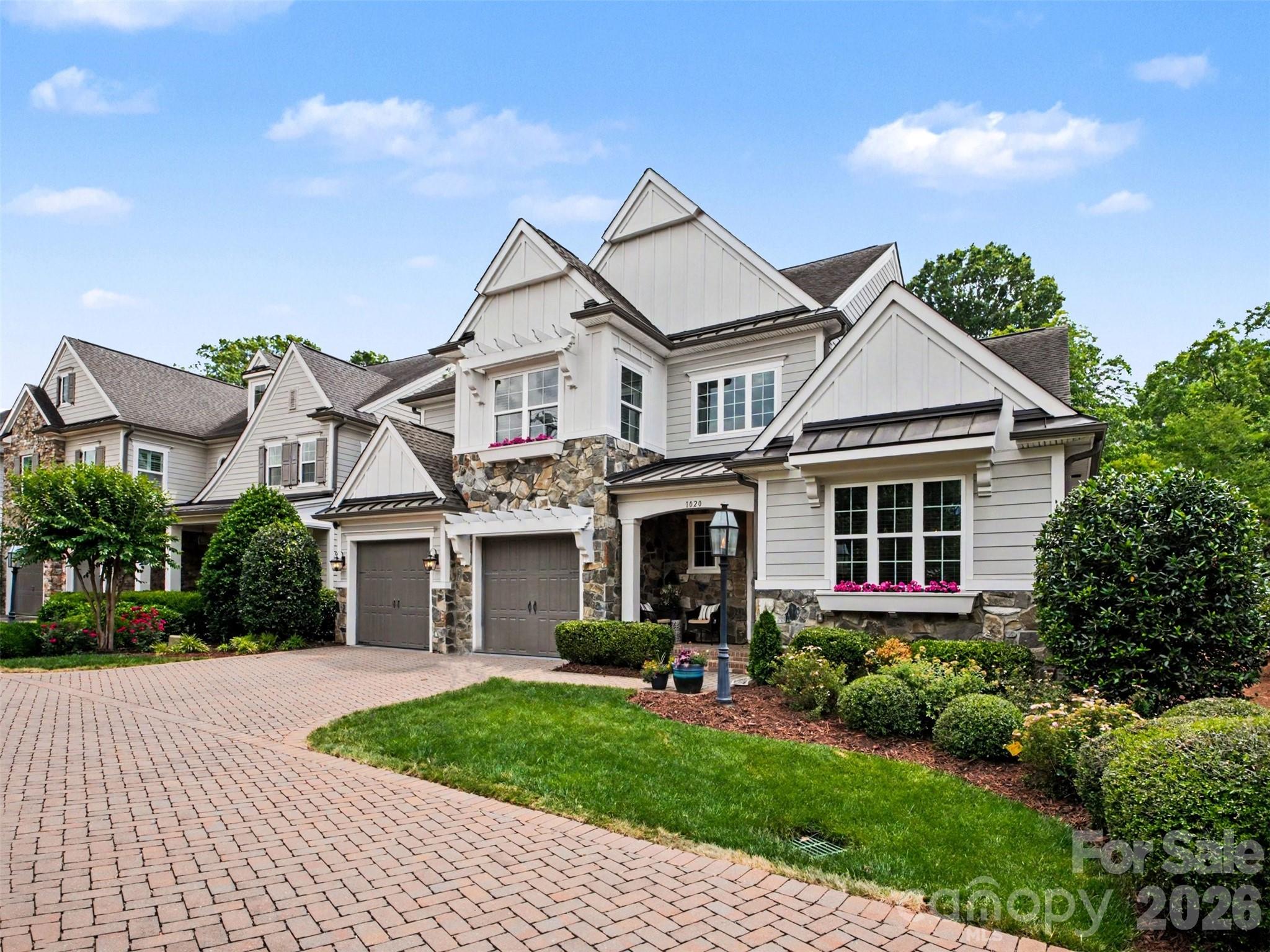 1020 N Sharon Amity Road — Charlotte