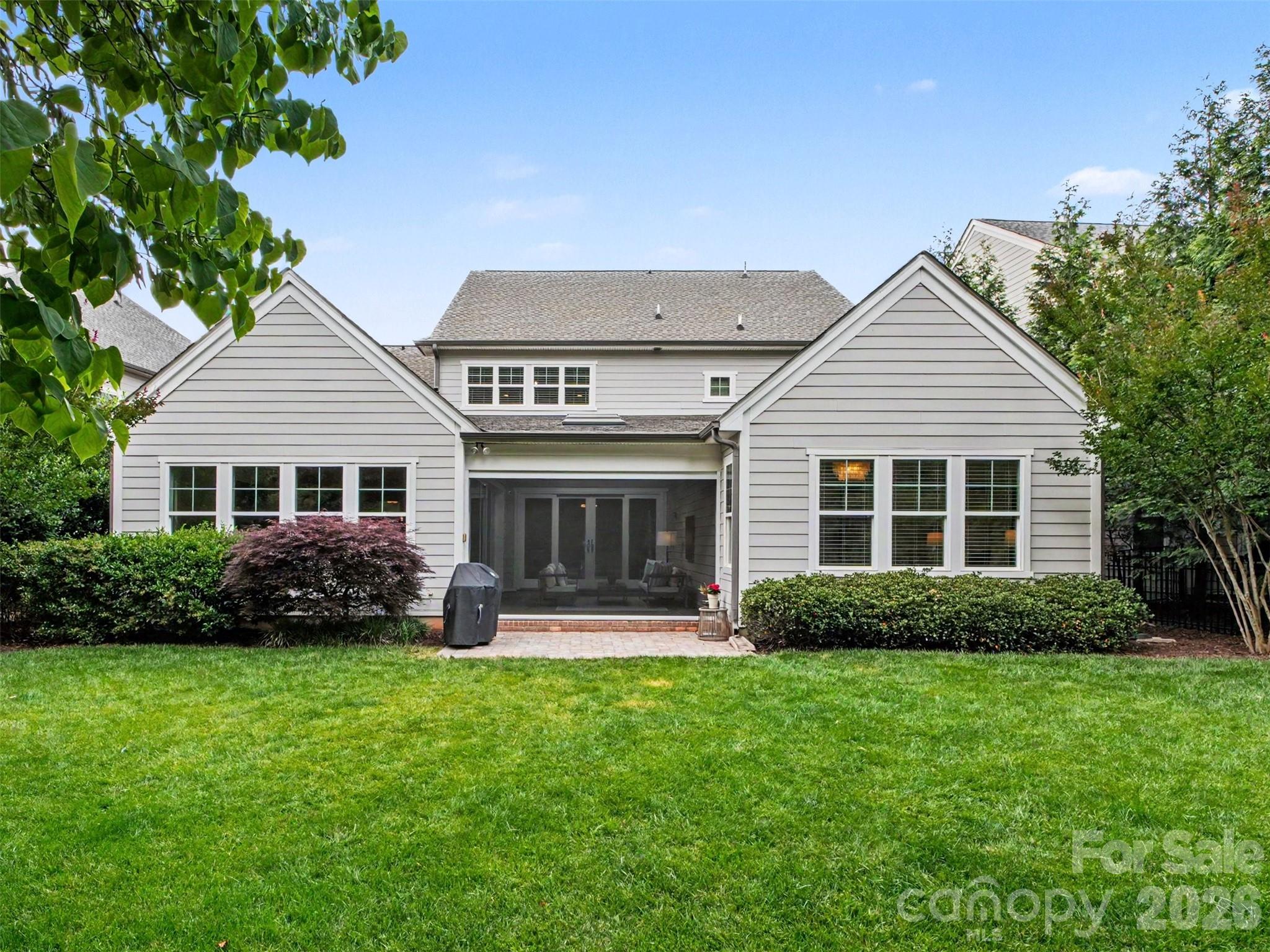 1020 N Sharon Amity Road — Charlotte