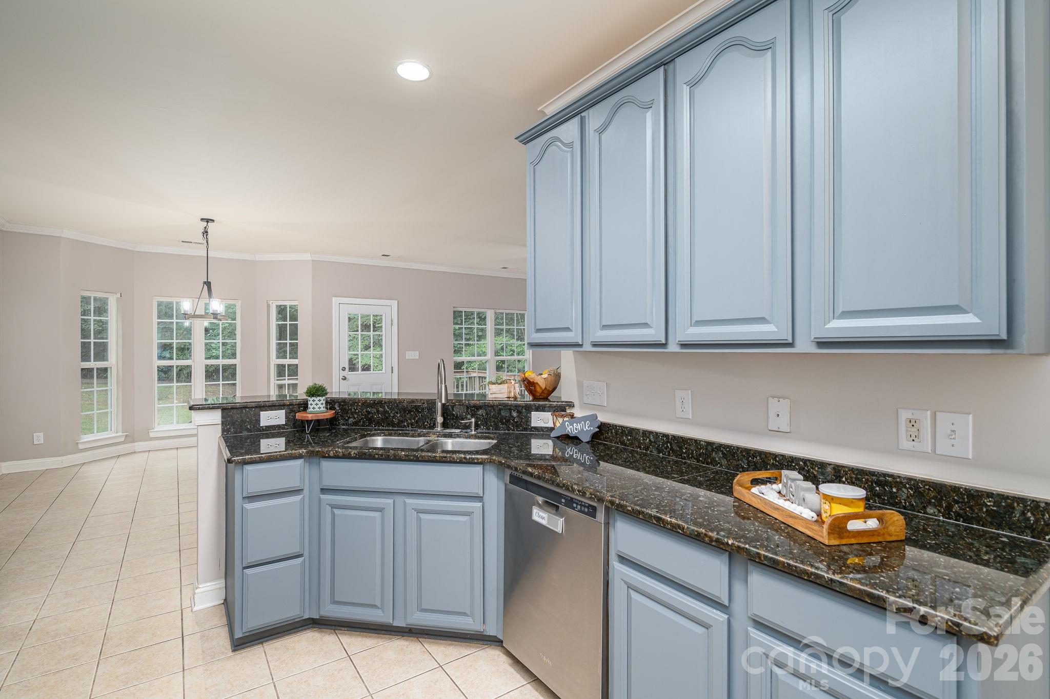 105 Tanager Lane — Mooresville