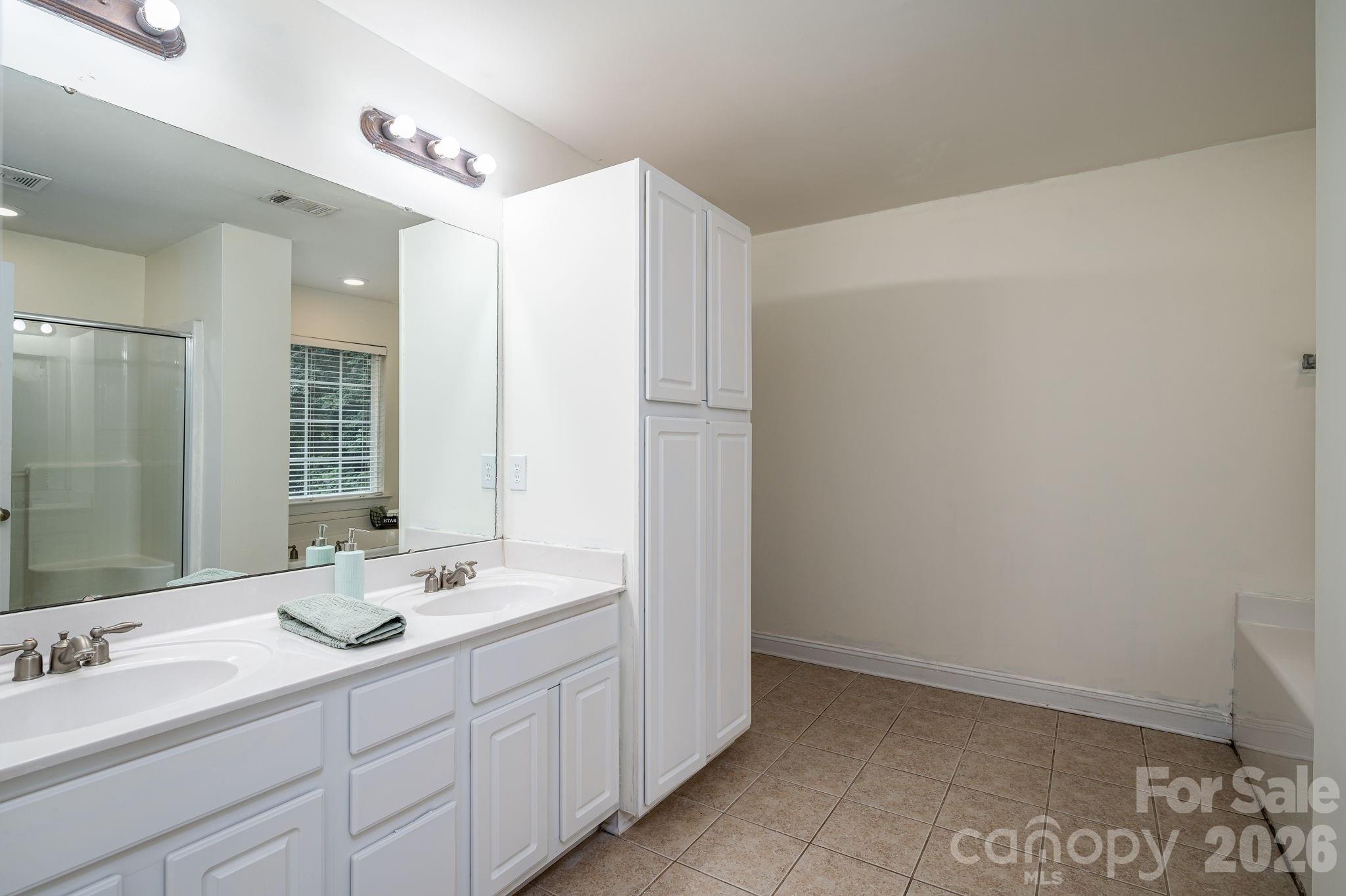 105 Tanager Lane — Mooresville