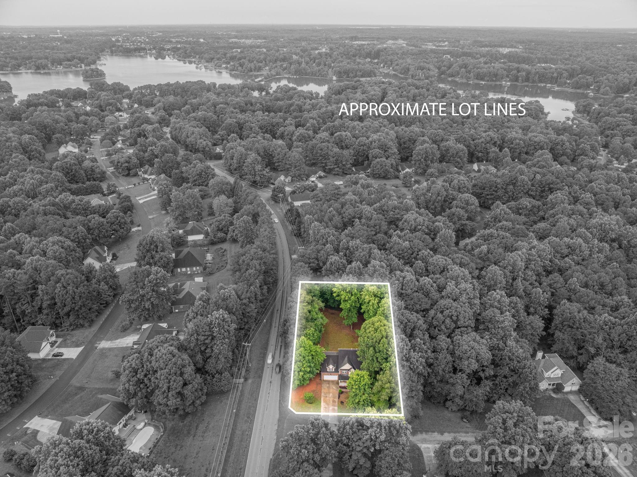 105 Tanager Lane — Mooresville