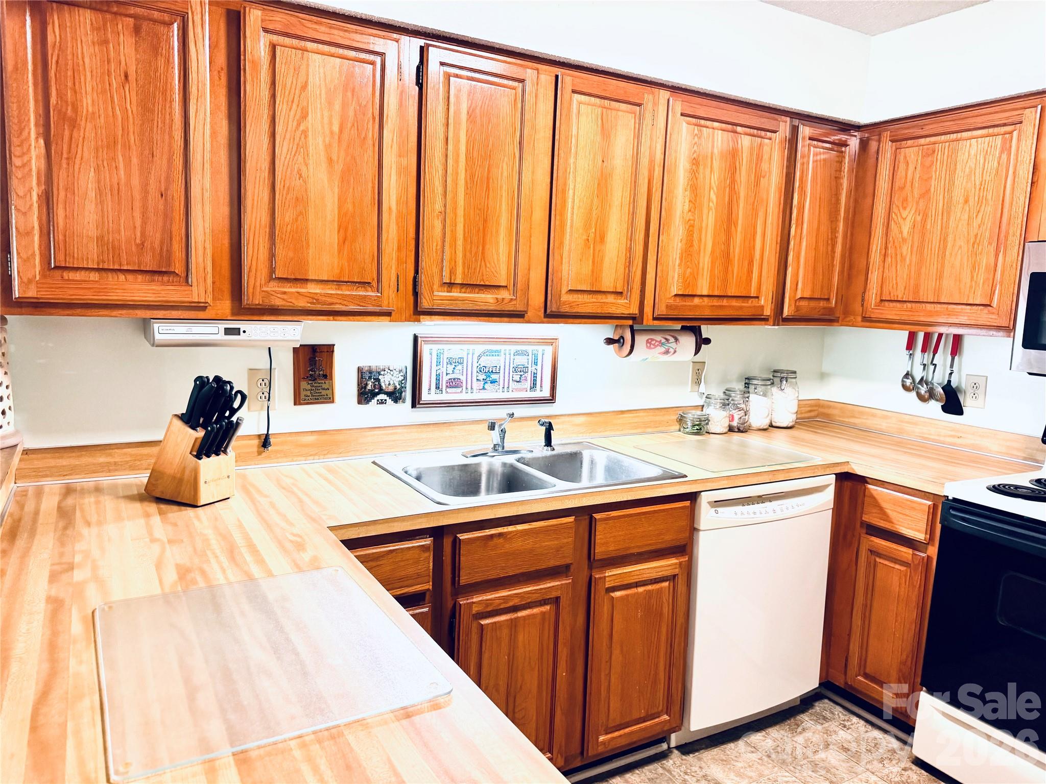 4613 Hamory Drive — Charlotte