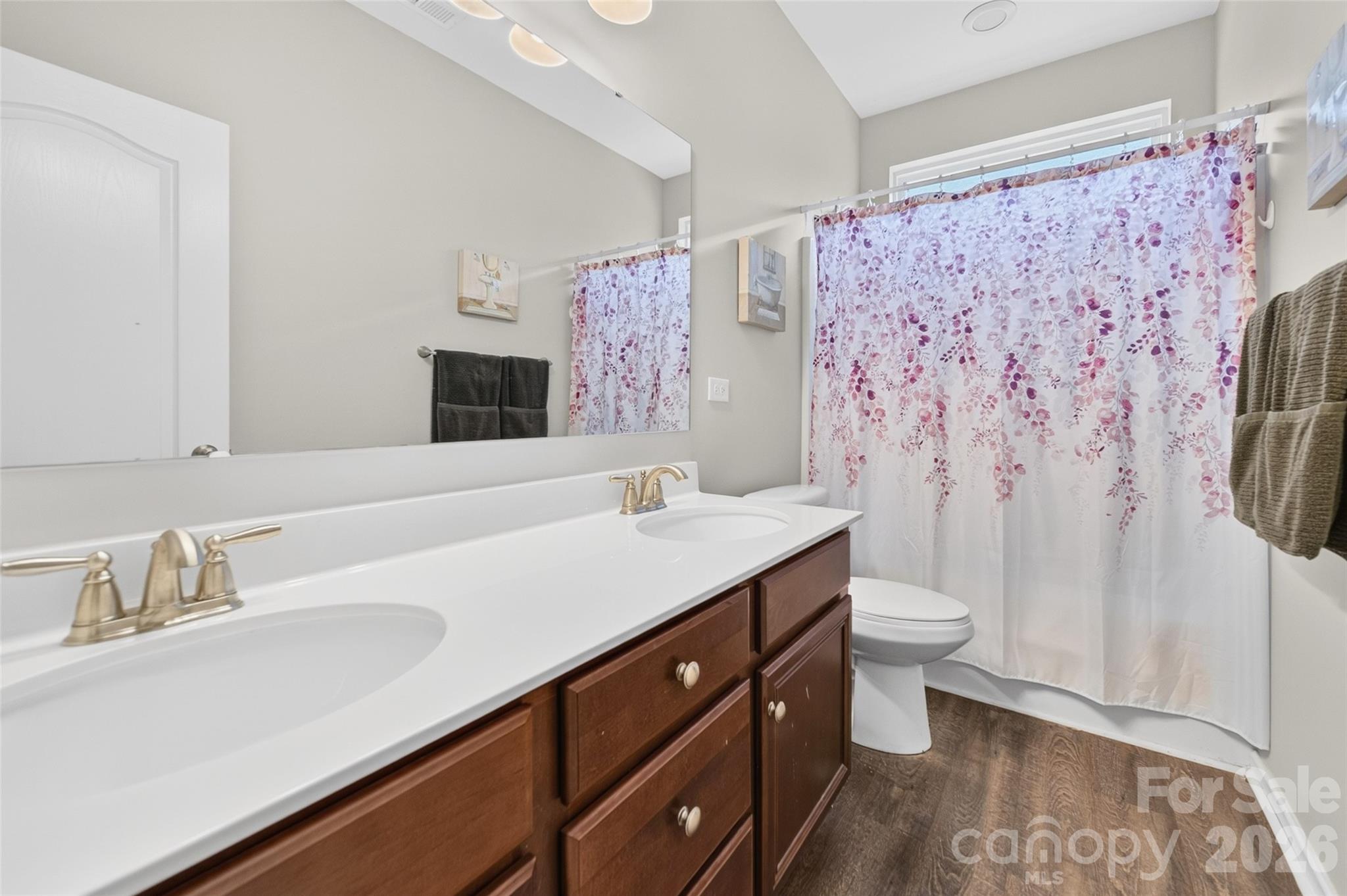 179 Glastonbury Drive — Mooresville