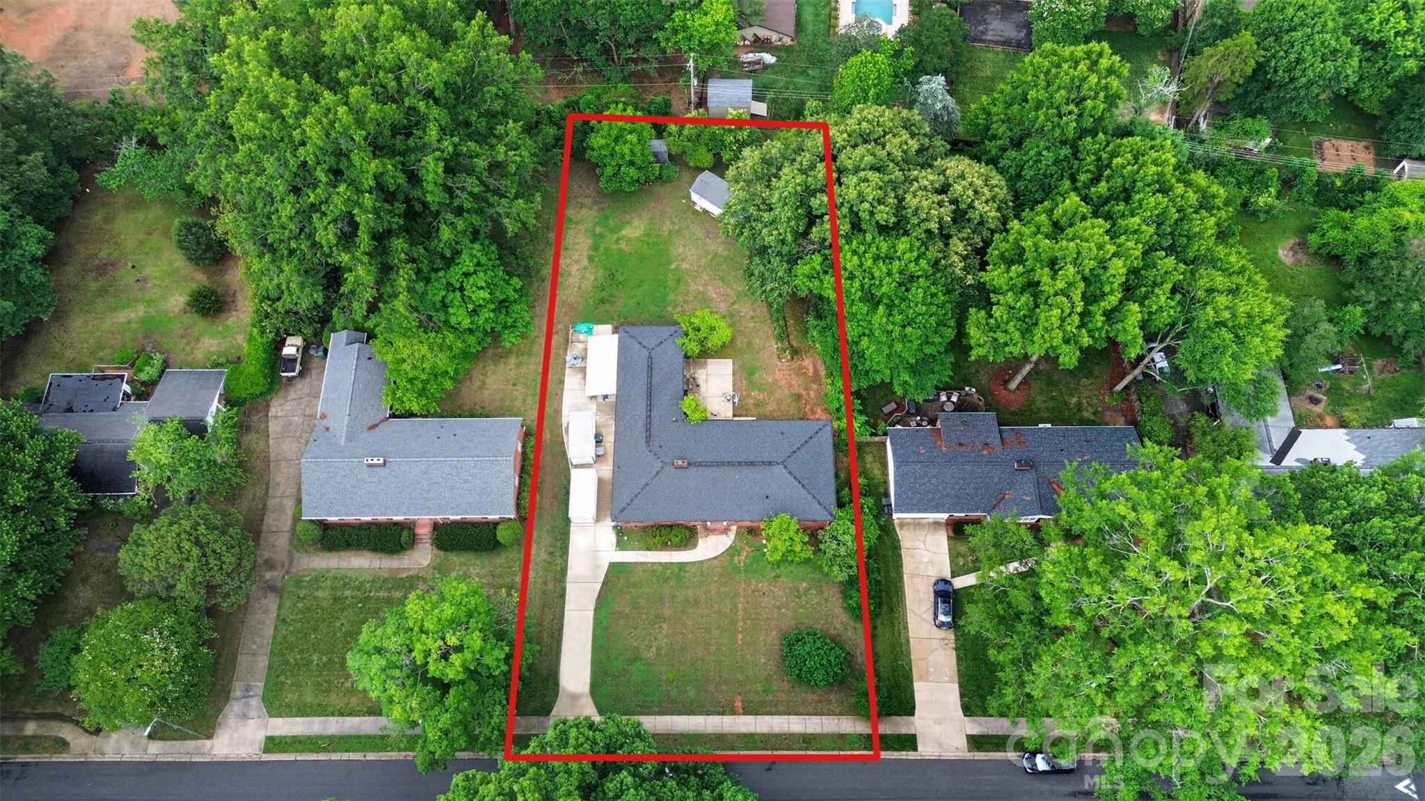 5326 Robinhood Road — Charlotte