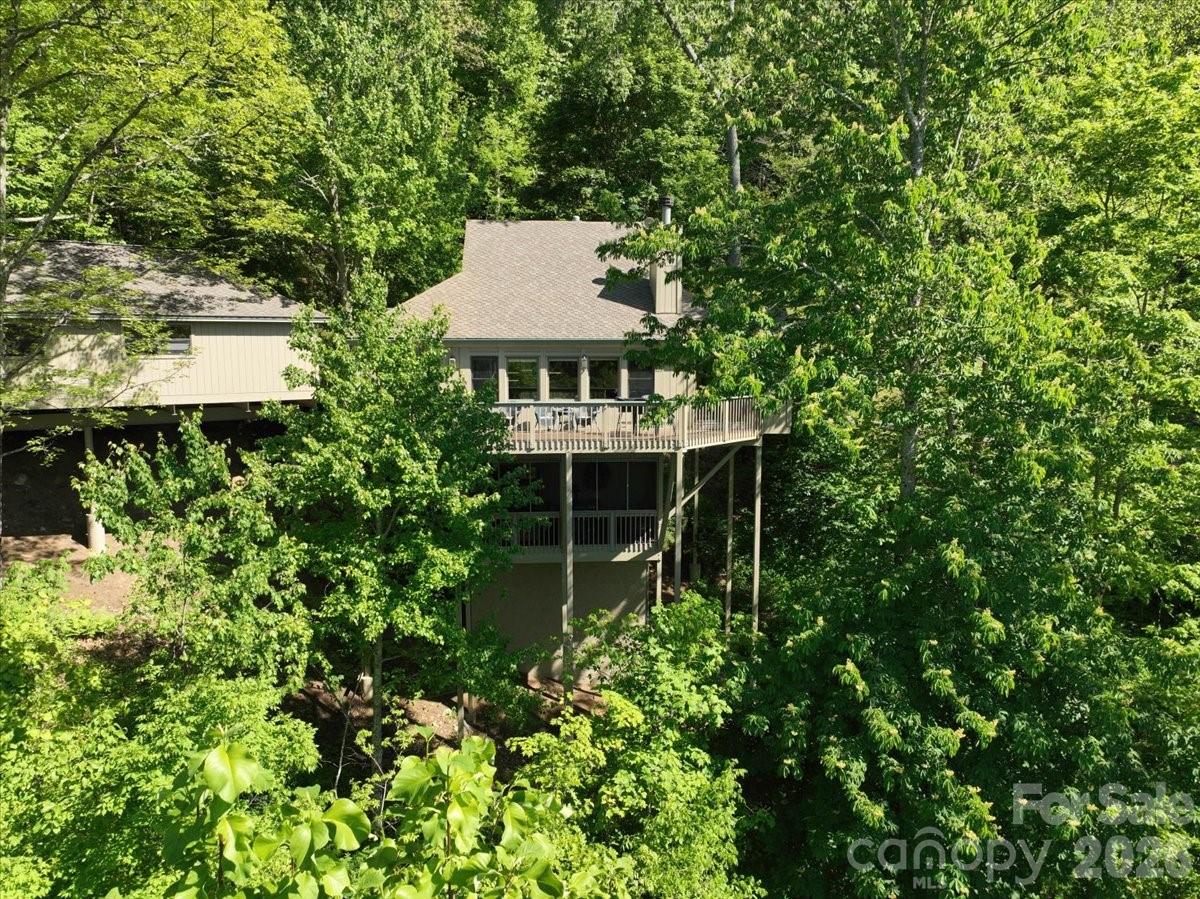 121 Ivy Ridge Road — Burnsville