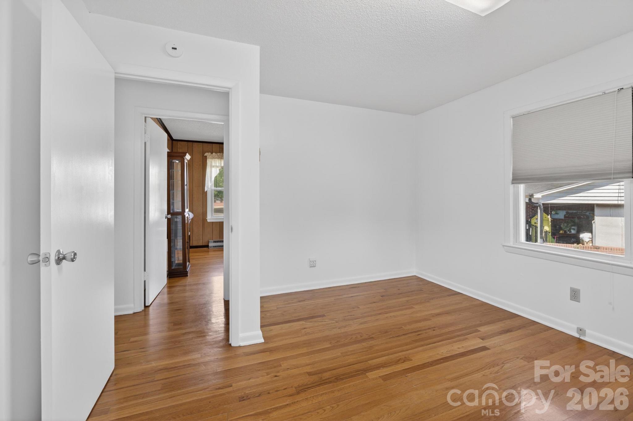 2104 Lamesa Court — Lenoir