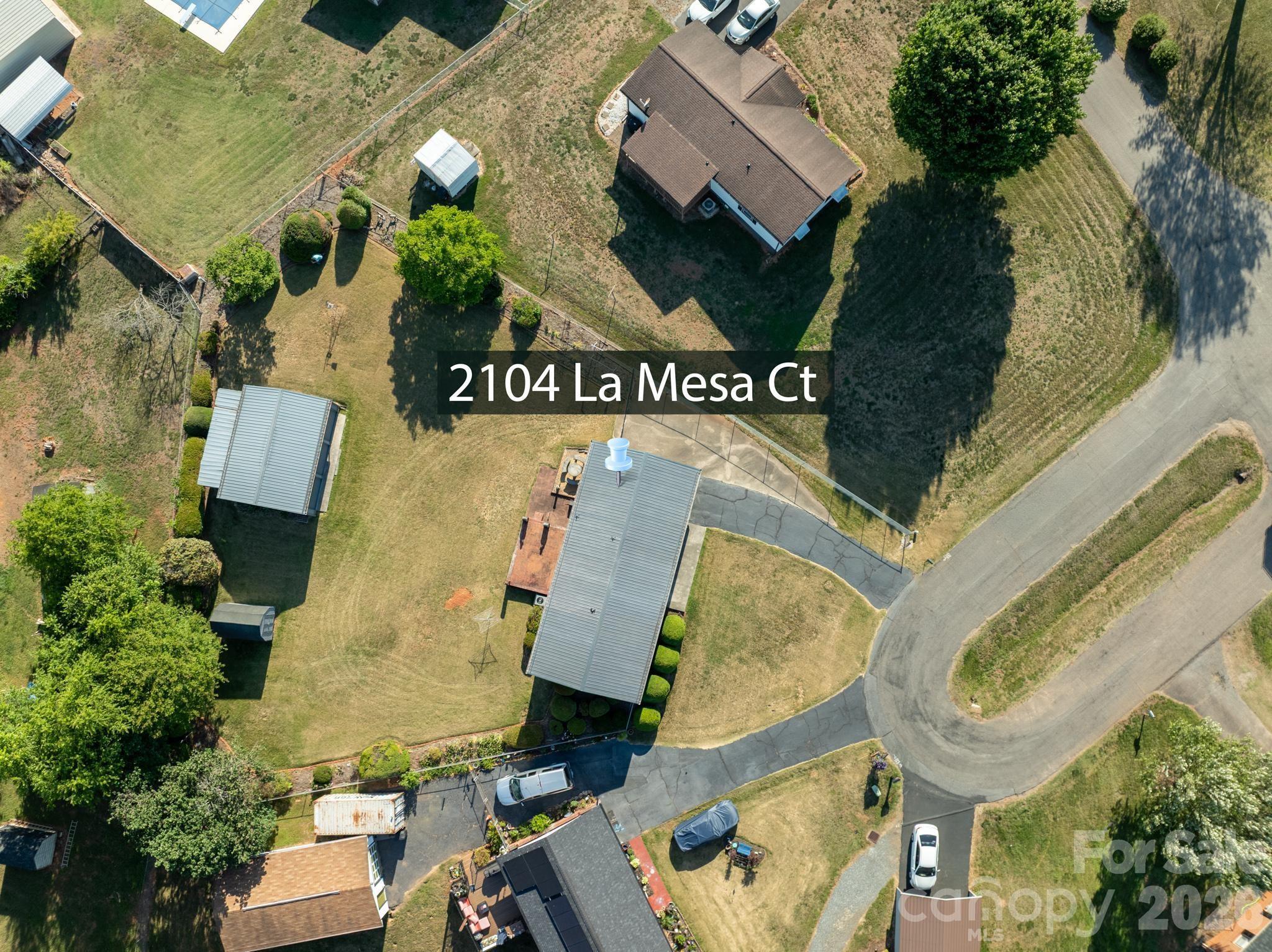 2104 Lamesa Court — Lenoir