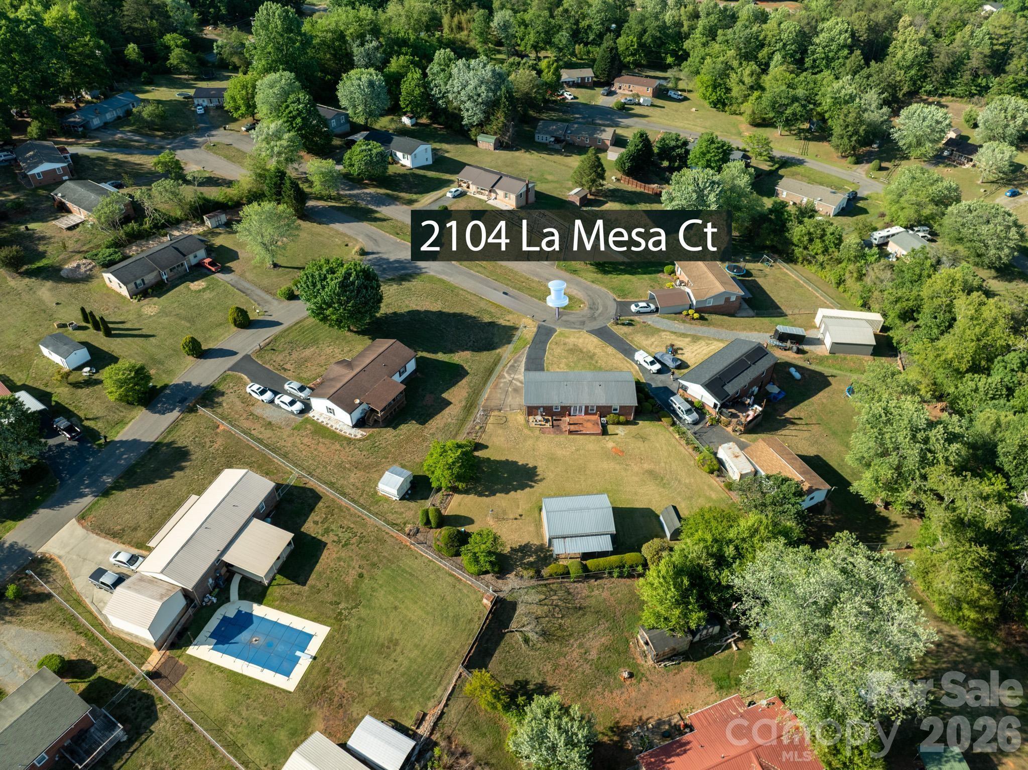 2104 Lamesa Court — Lenoir