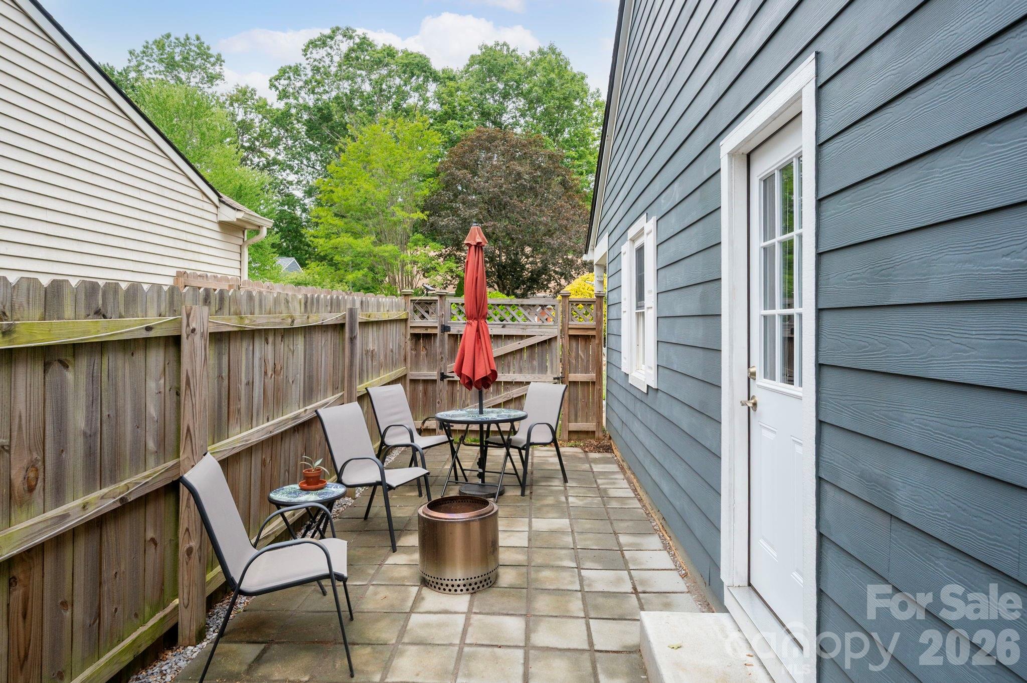54 Foxberry Drive — Arden