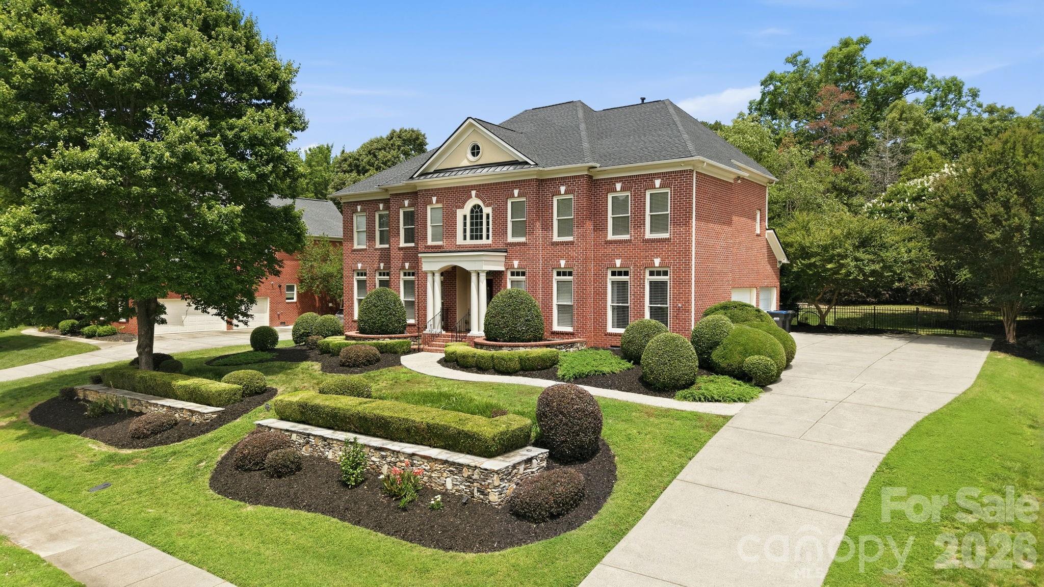 7818 Stonehaven Drive — Waxhaw