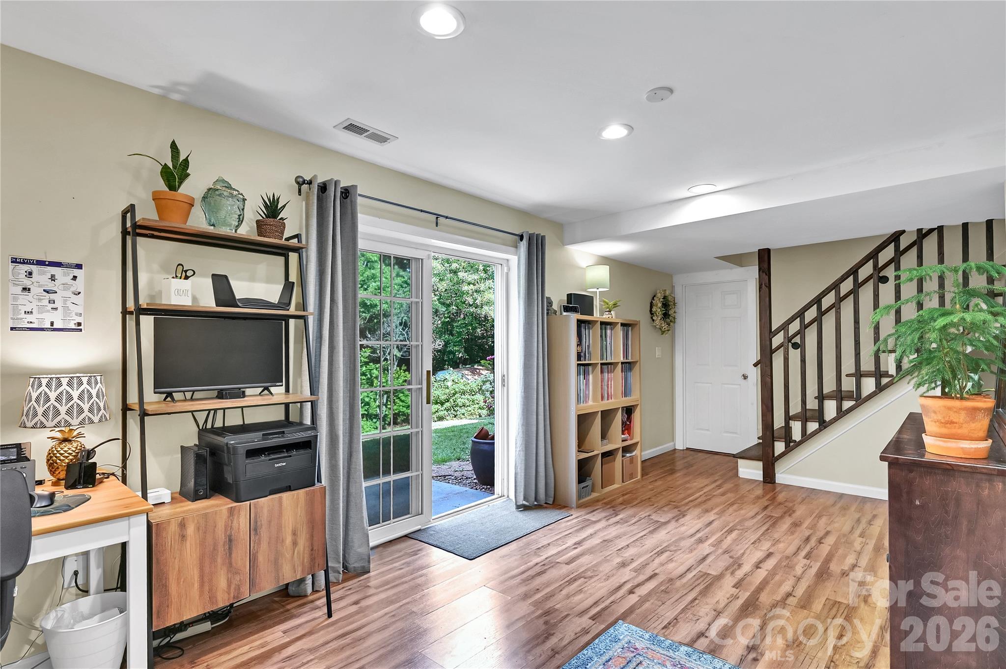 34 Knoll Ridge Drive — Asheville