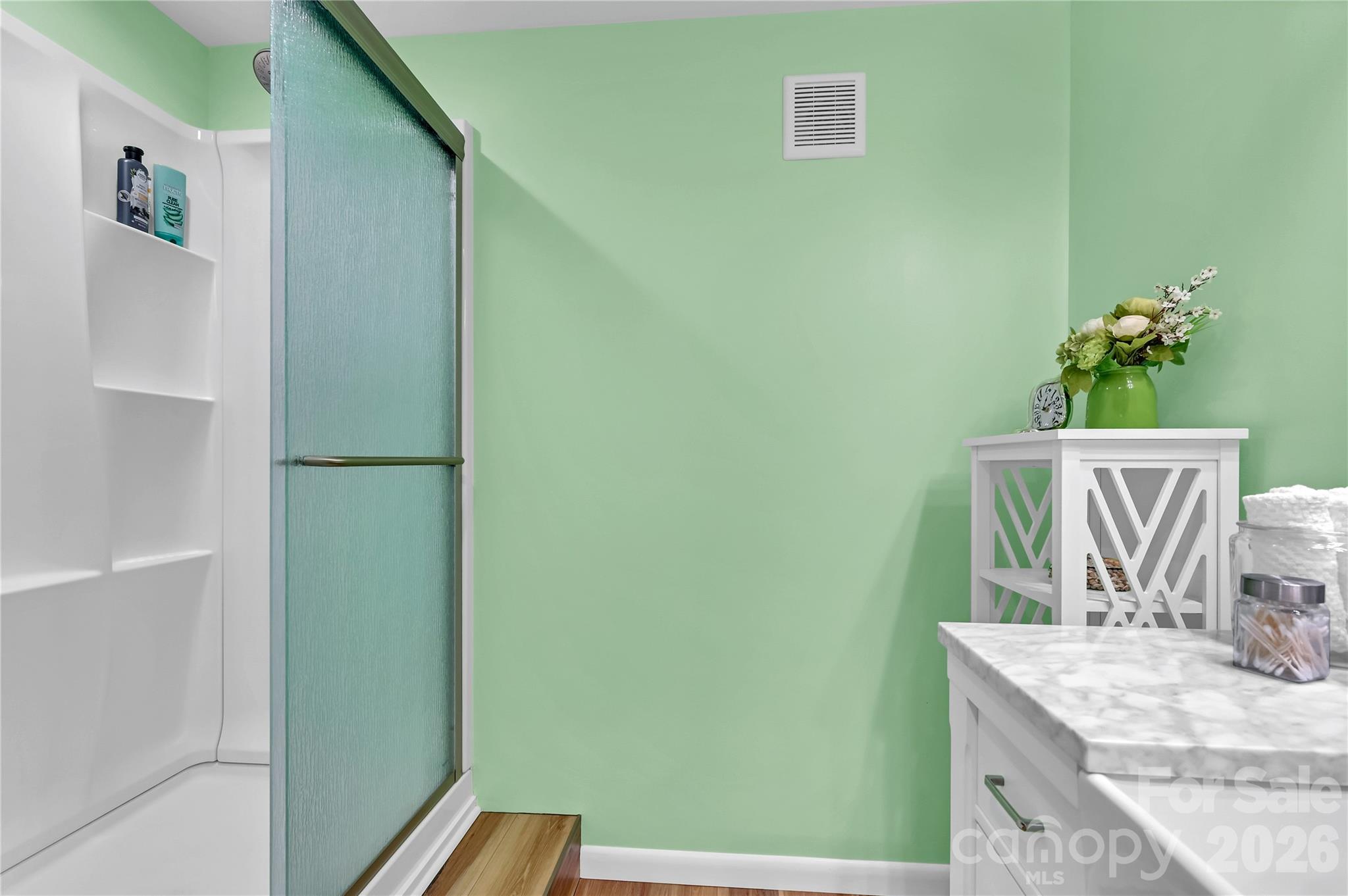 34 Knoll Ridge Drive — Asheville