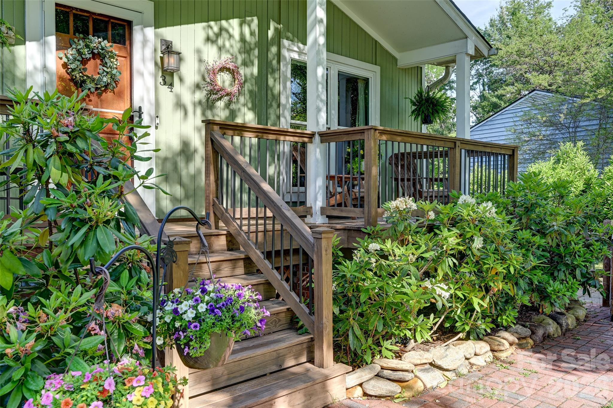 34 Knoll Ridge Drive — Asheville