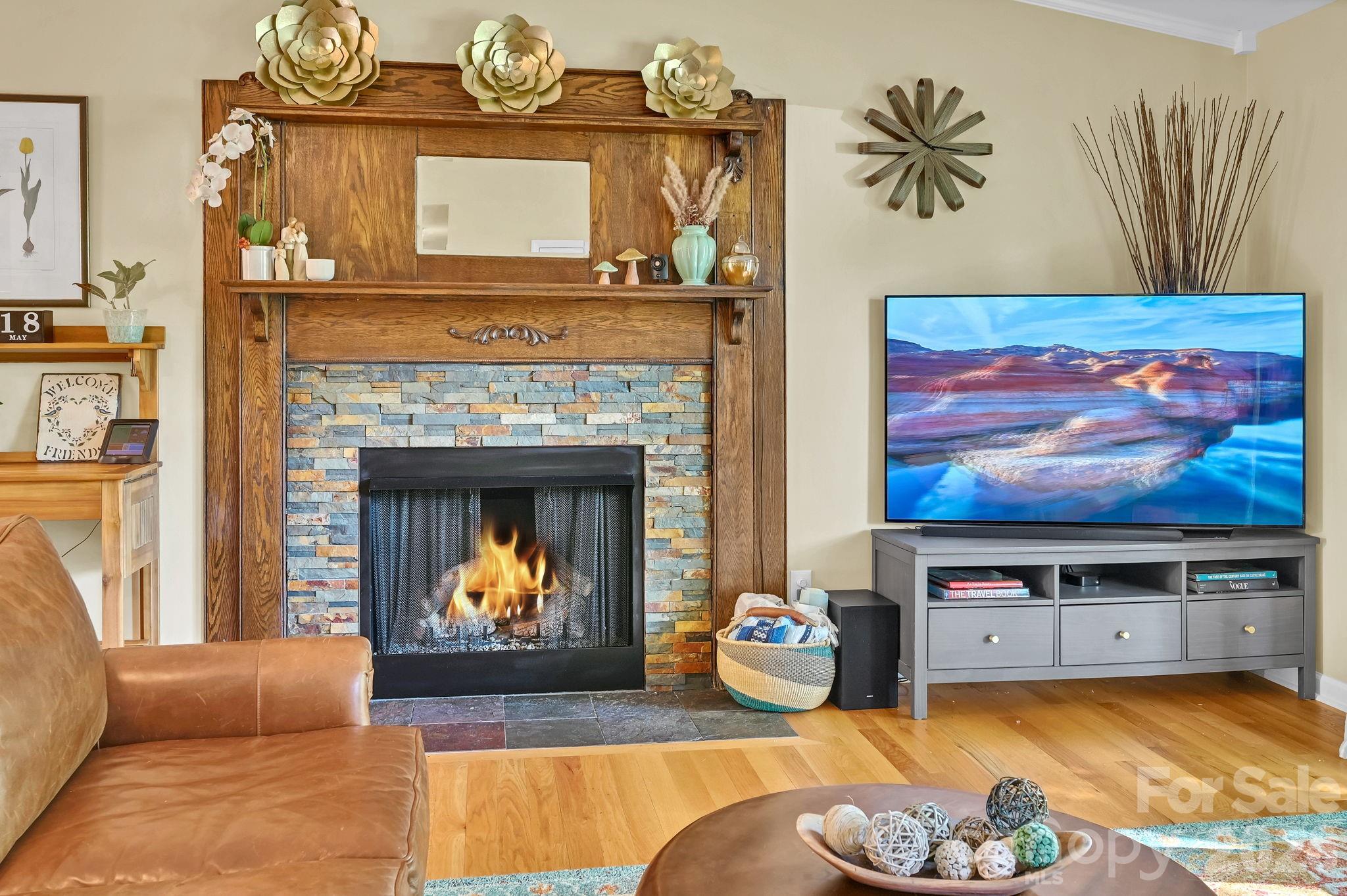 34 Knoll Ridge Drive — Asheville