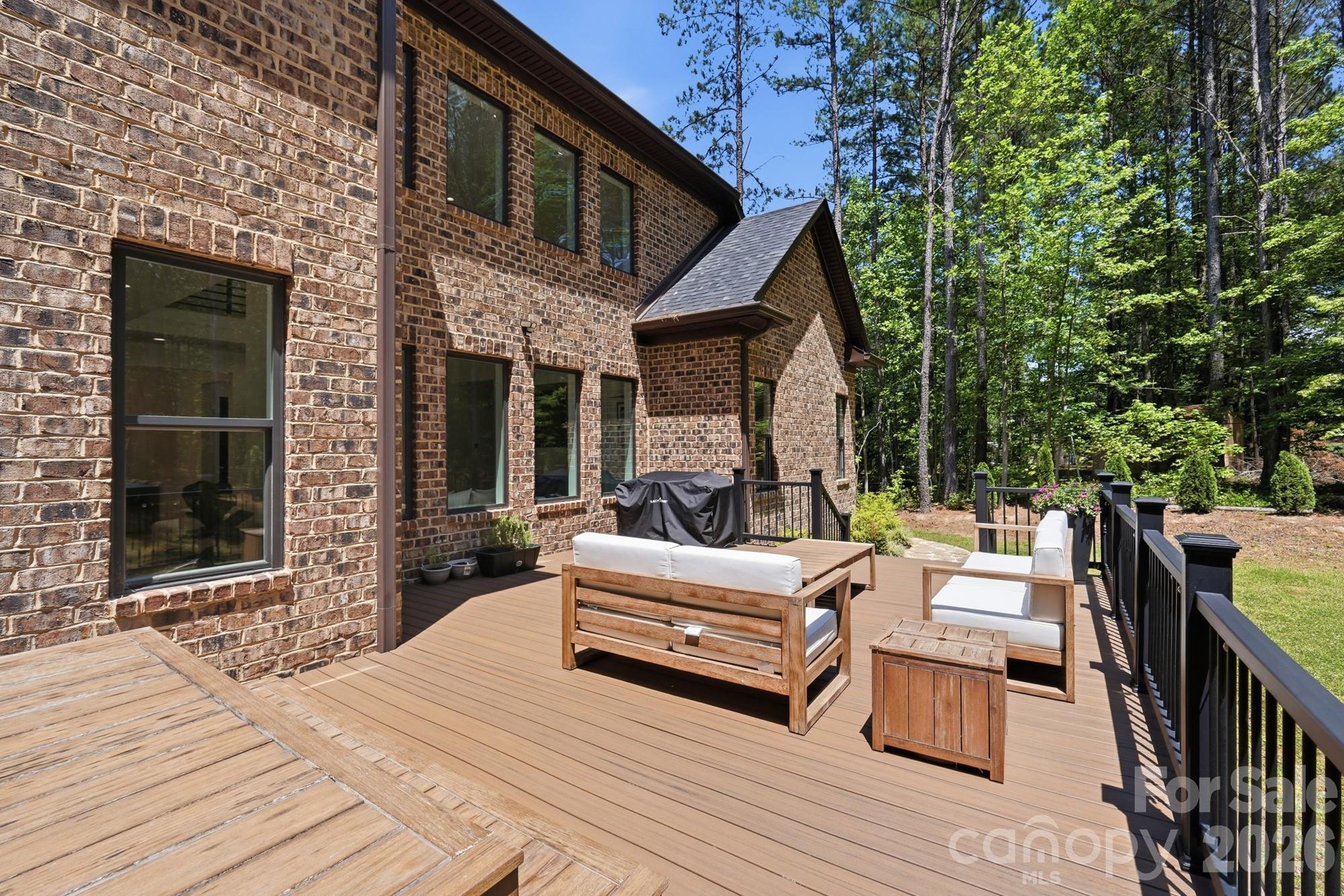 145 Crooked Branch Way — Troutman