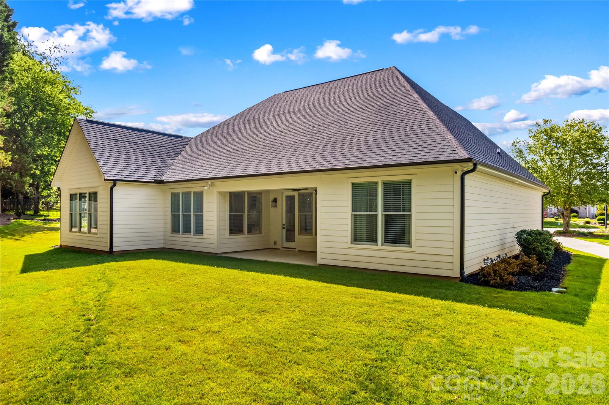 547 Muirfield Way — Salisbury