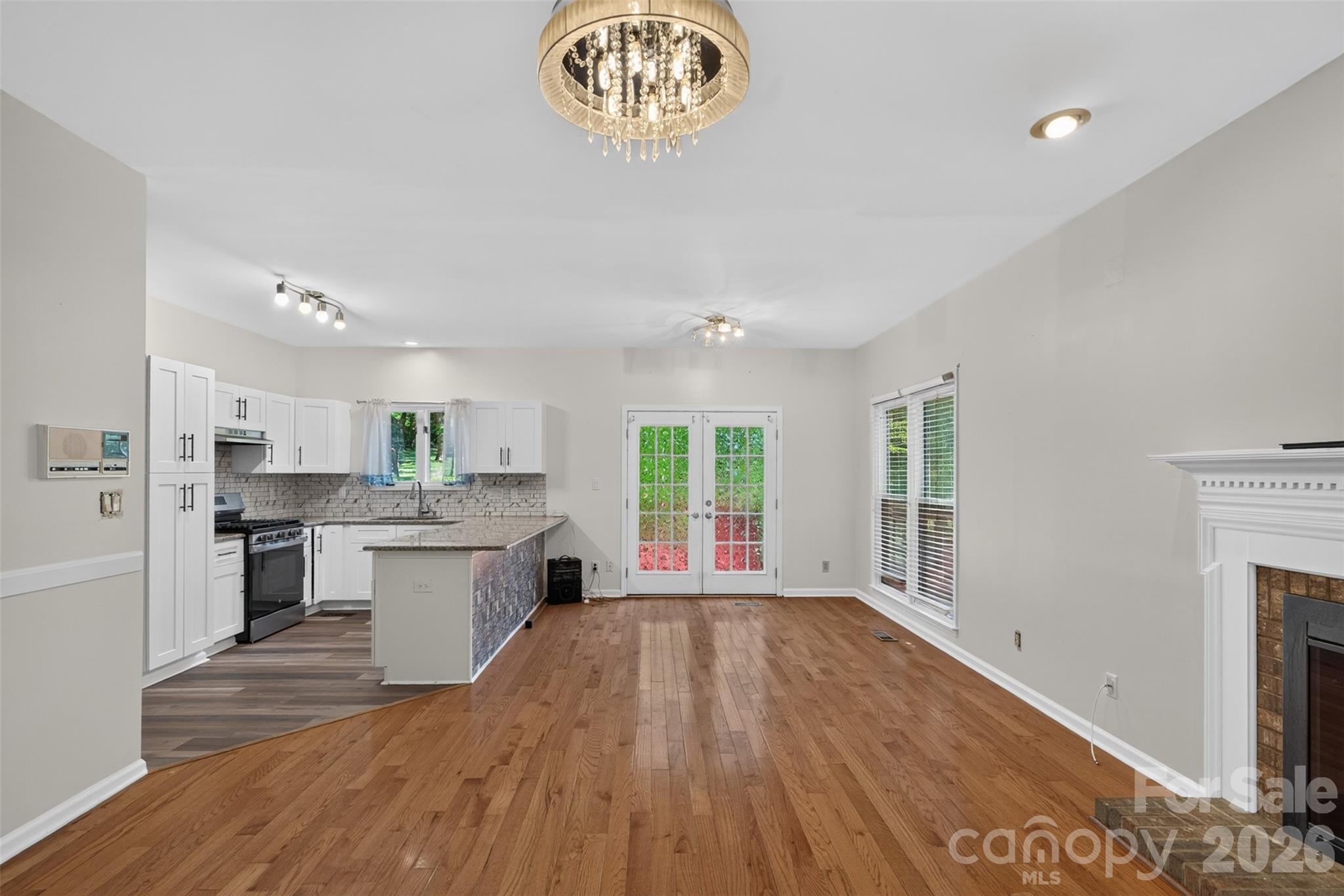 5706 Maylandia Road — Charlotte