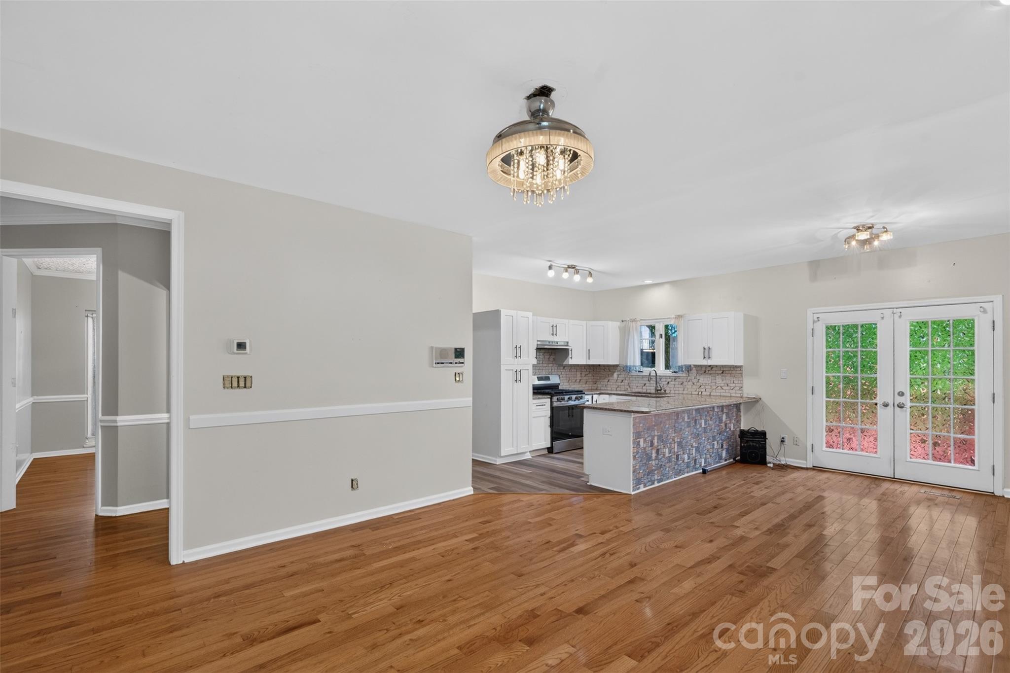 5706 Maylandia Road — Charlotte
