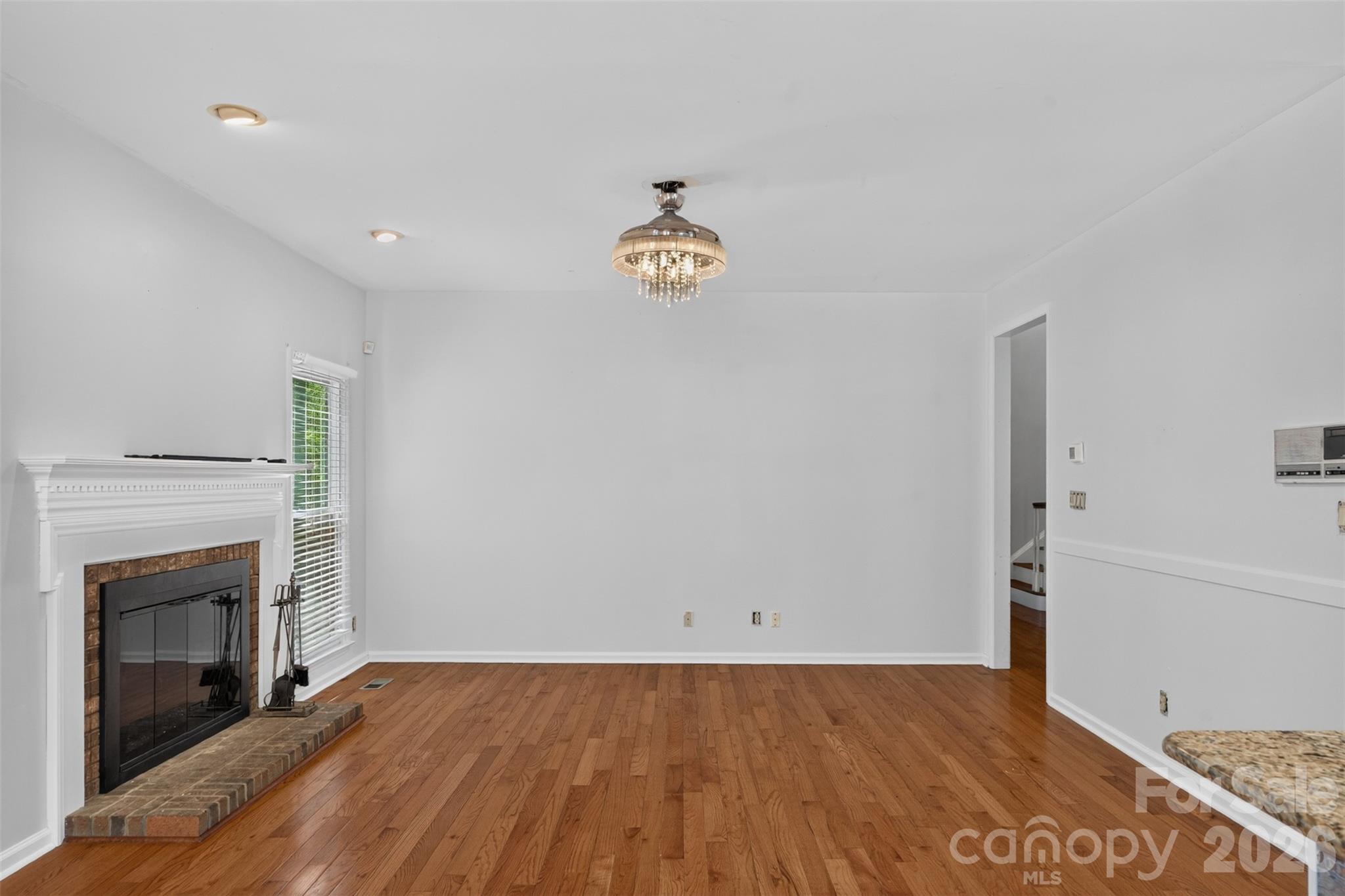 5706 Maylandia Road — Charlotte