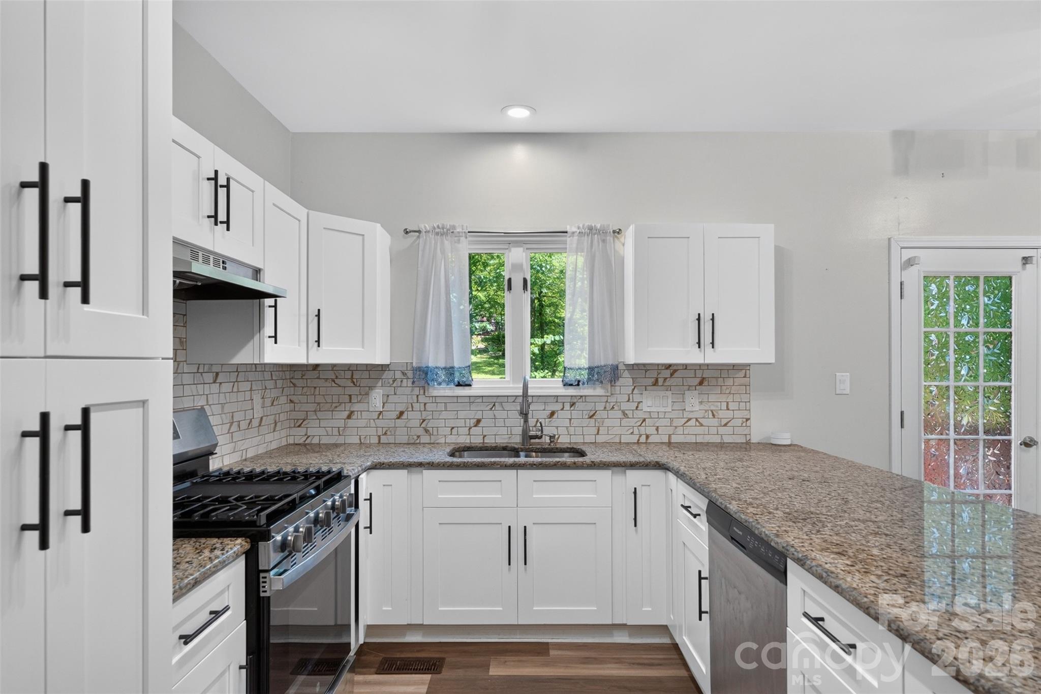 5706 Maylandia Road — Charlotte