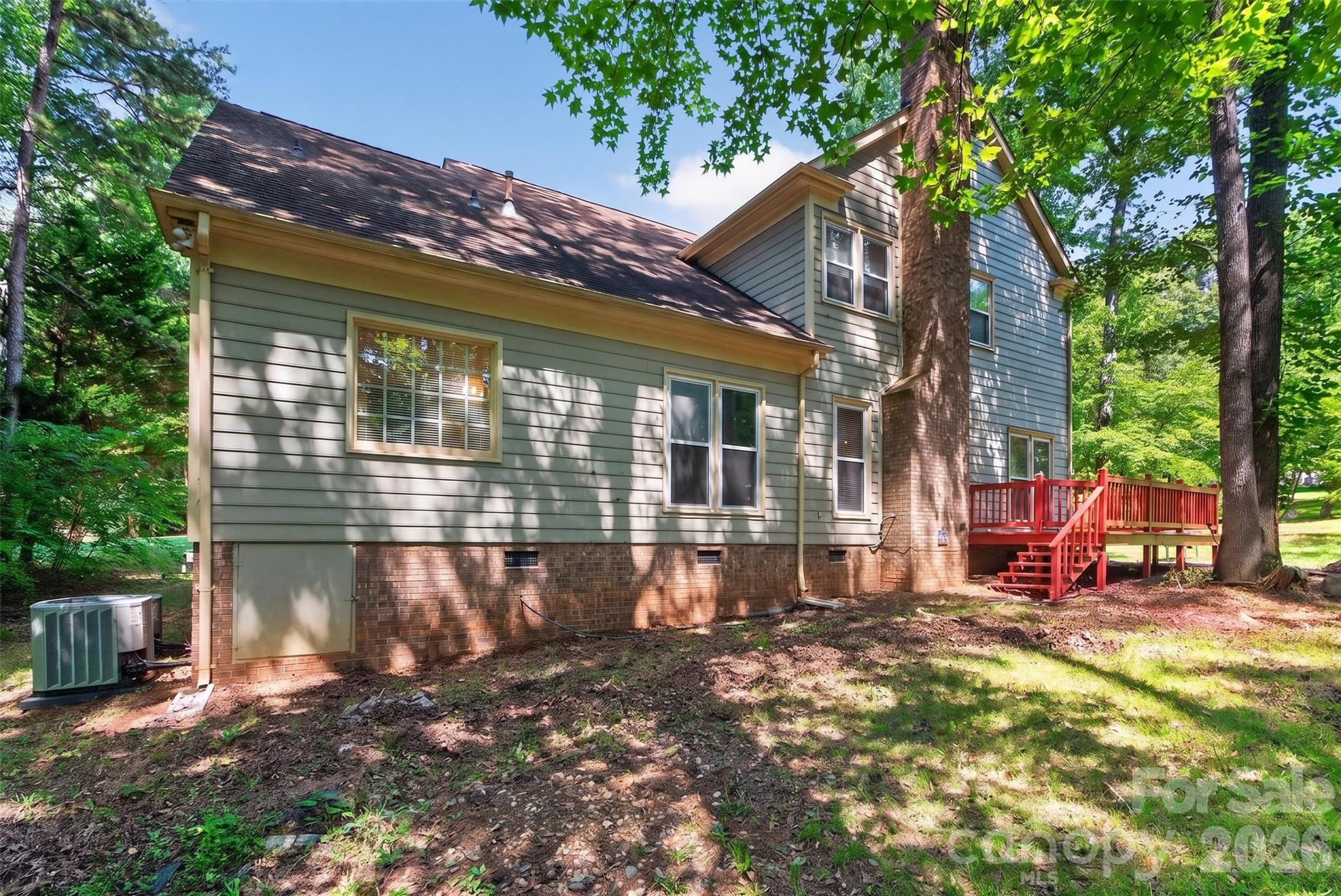 5706 Maylandia Road — Charlotte