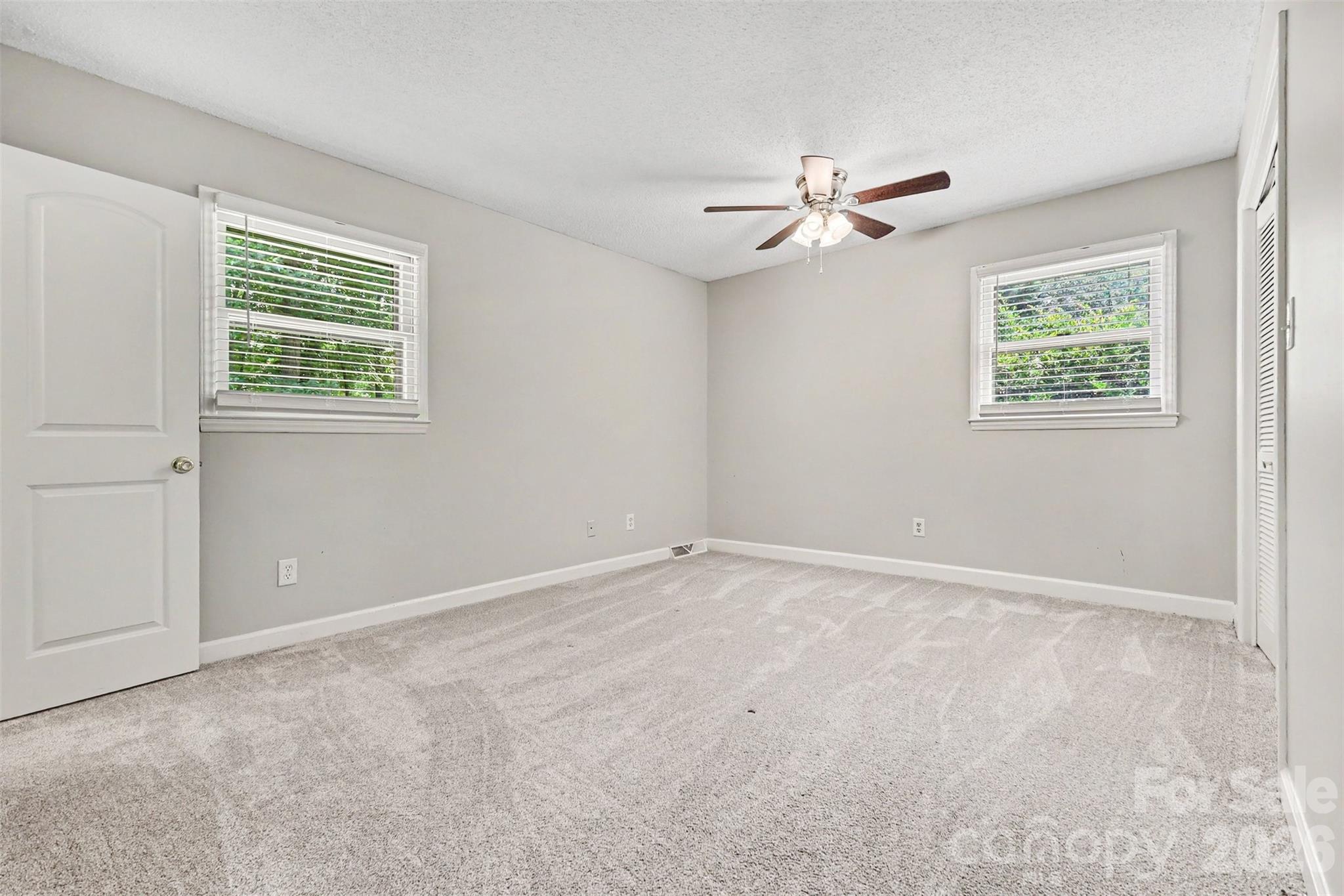 9409 Wedgewood Drive — Huntersville