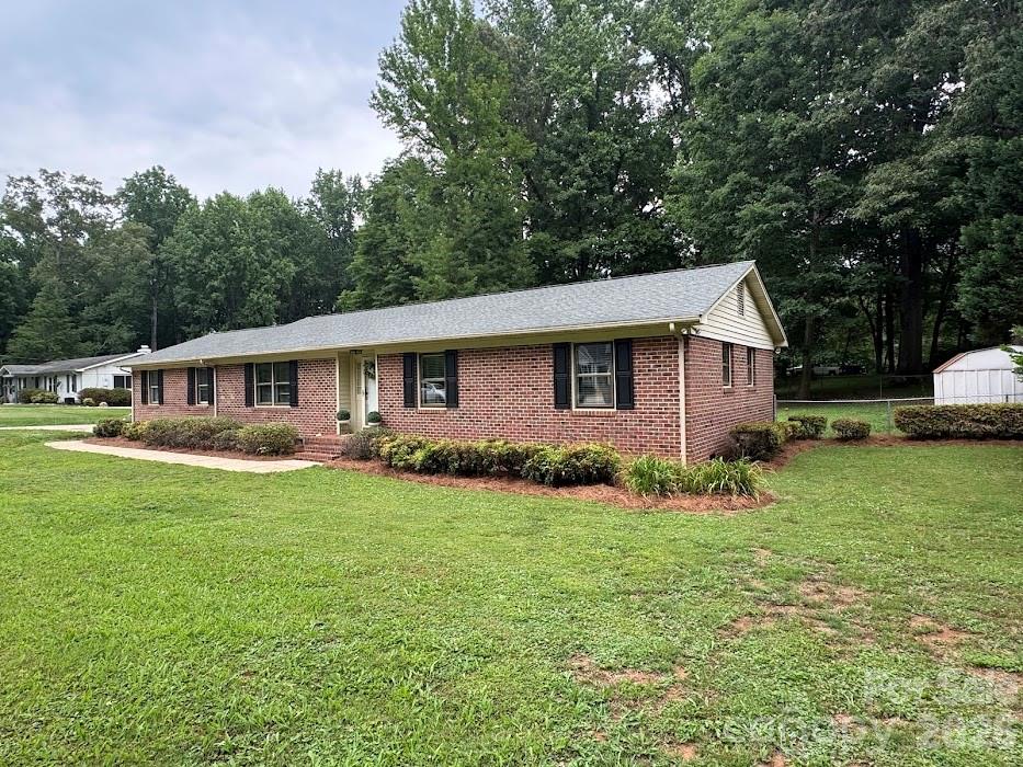 9409 Wedgewood Drive — Huntersville