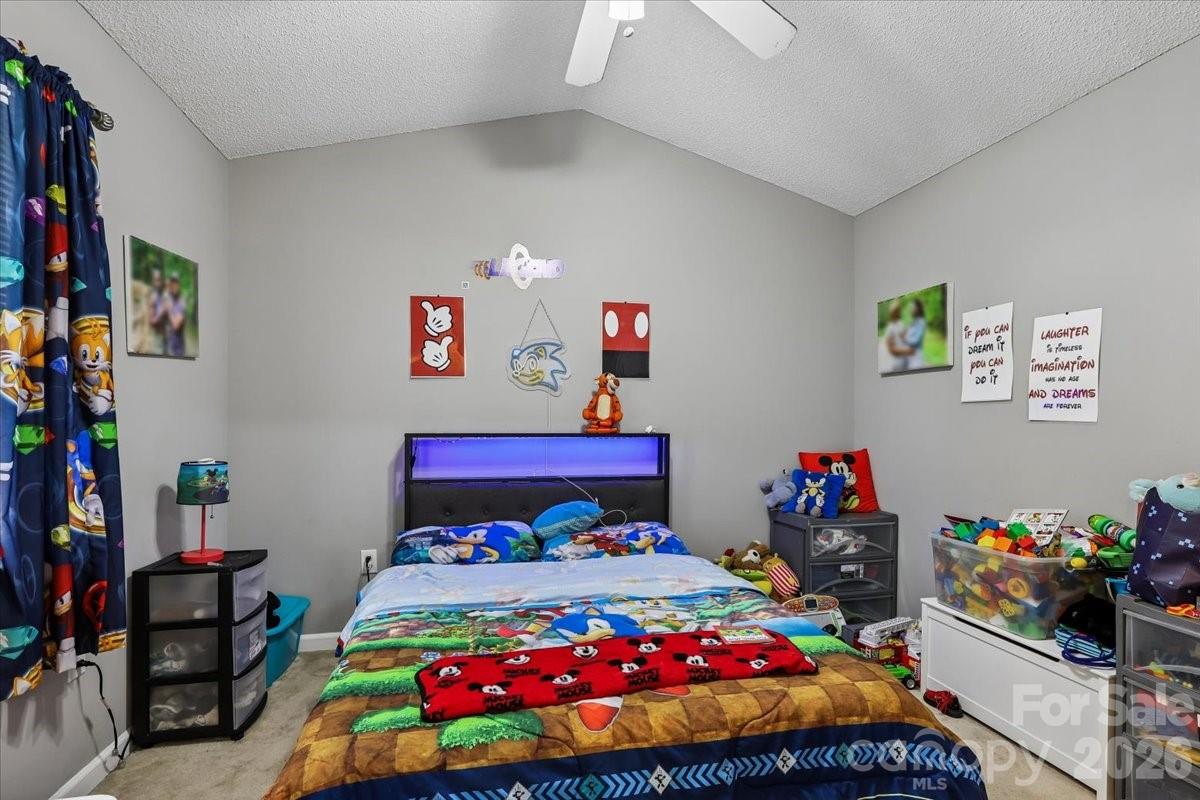 7543 Petrea Lane — Charlotte