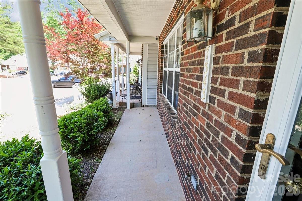 7543 Petrea Lane — Charlotte