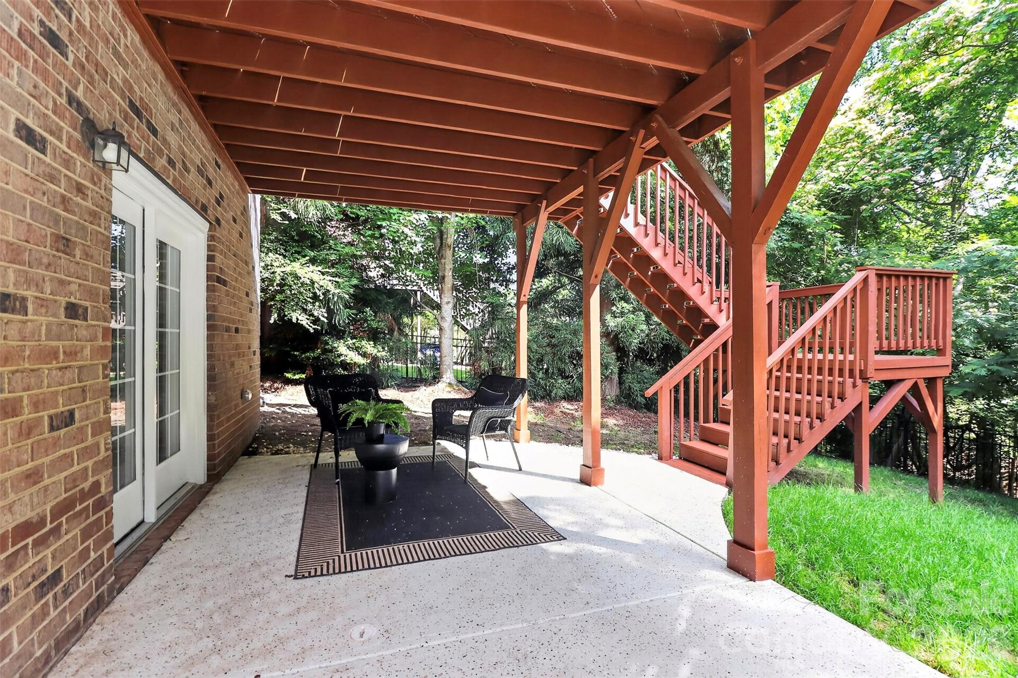 2307 Keara Way — Charlotte