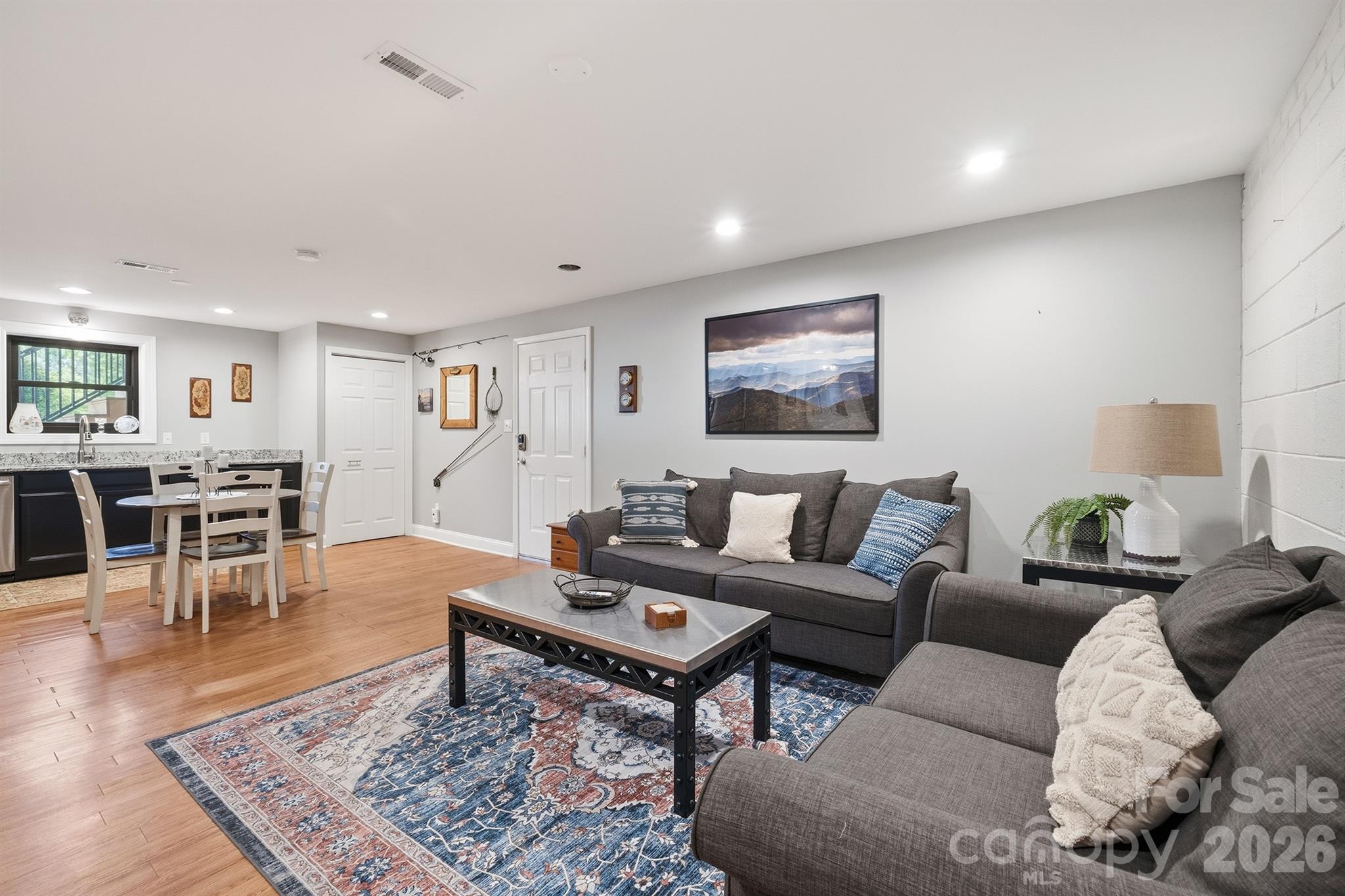 2549 S Lake Shore Road — Denver
