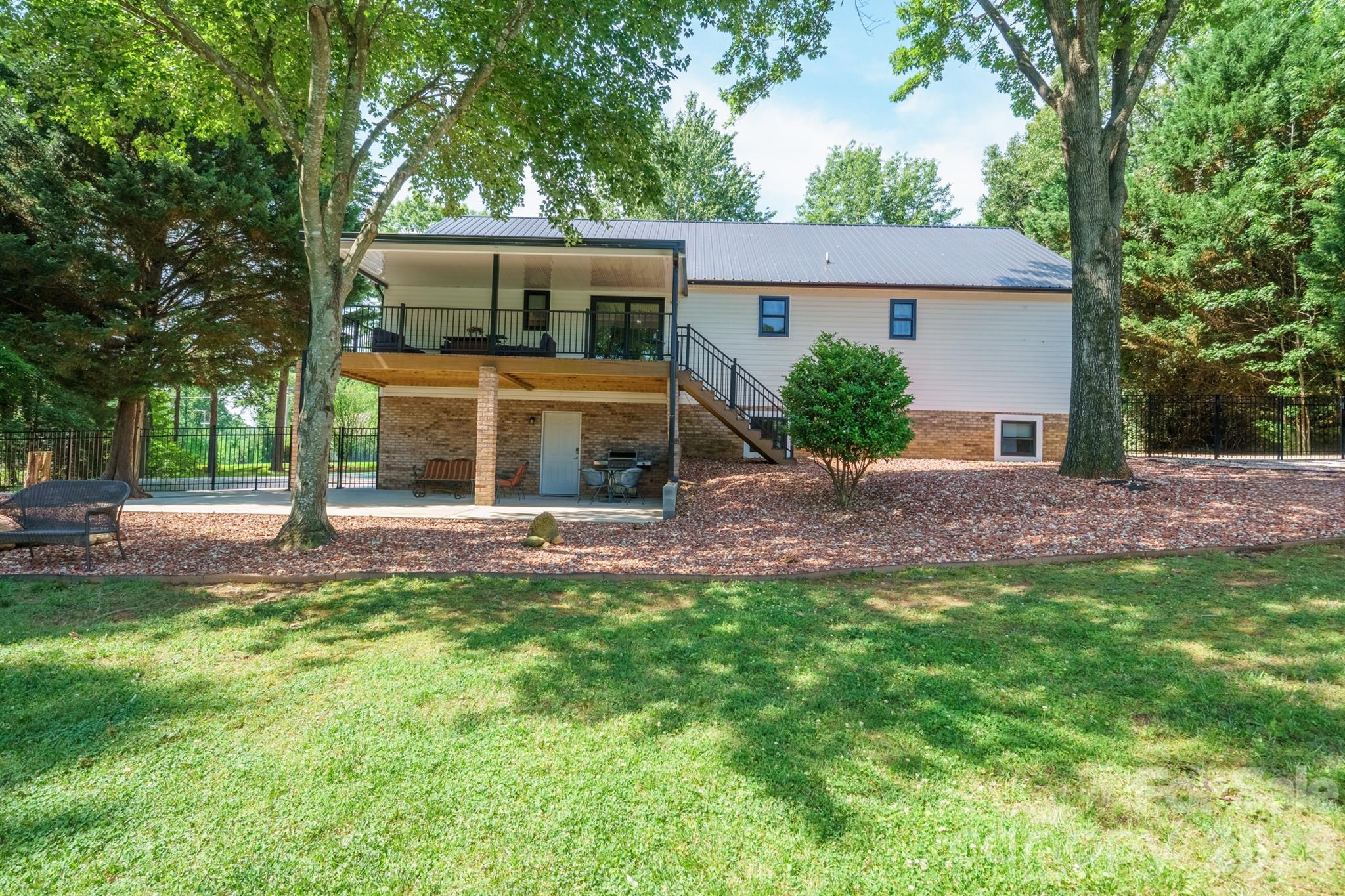 2549 S Lake Shore Road — Denver