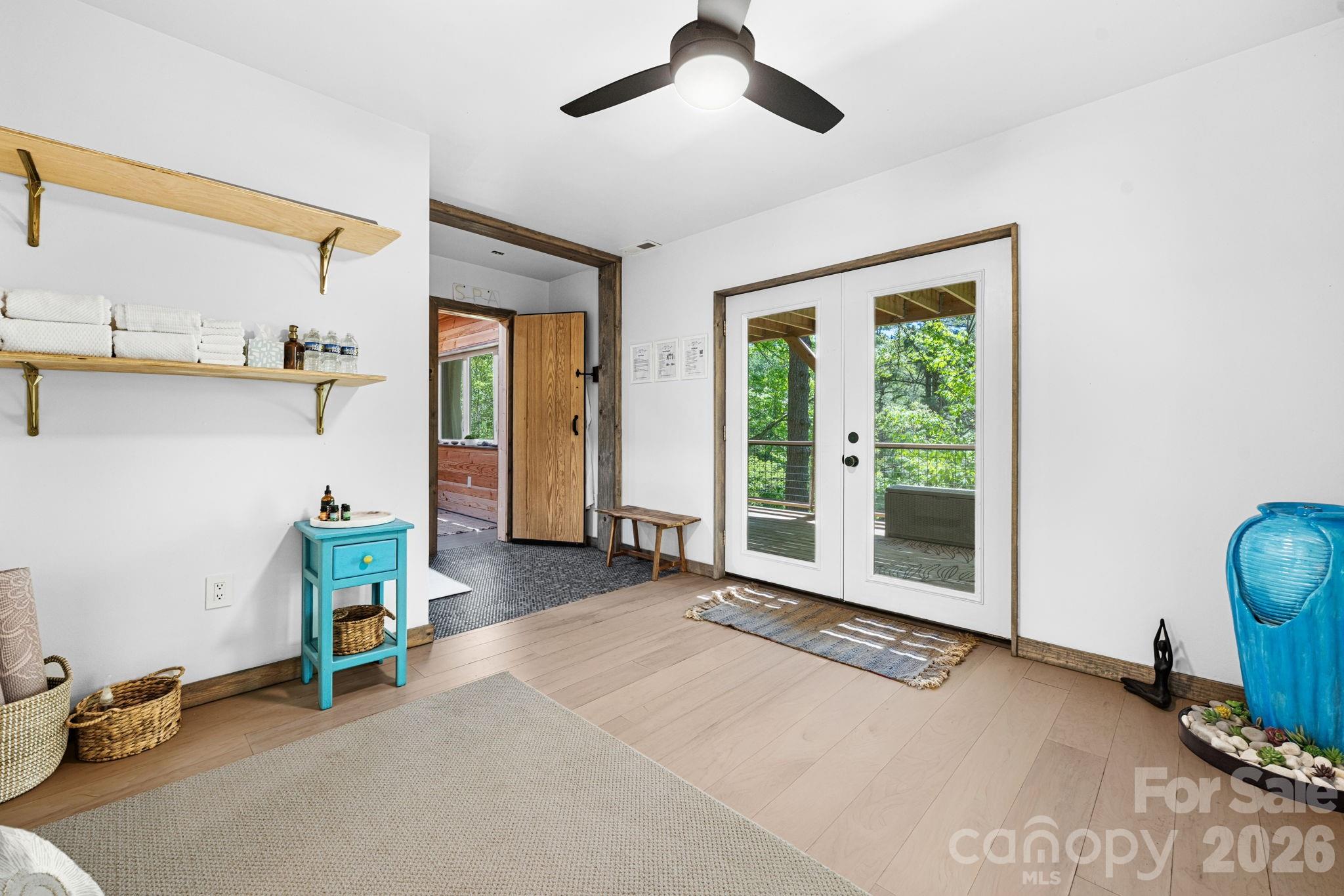1385 Niley Cook Road — Blowing Rock