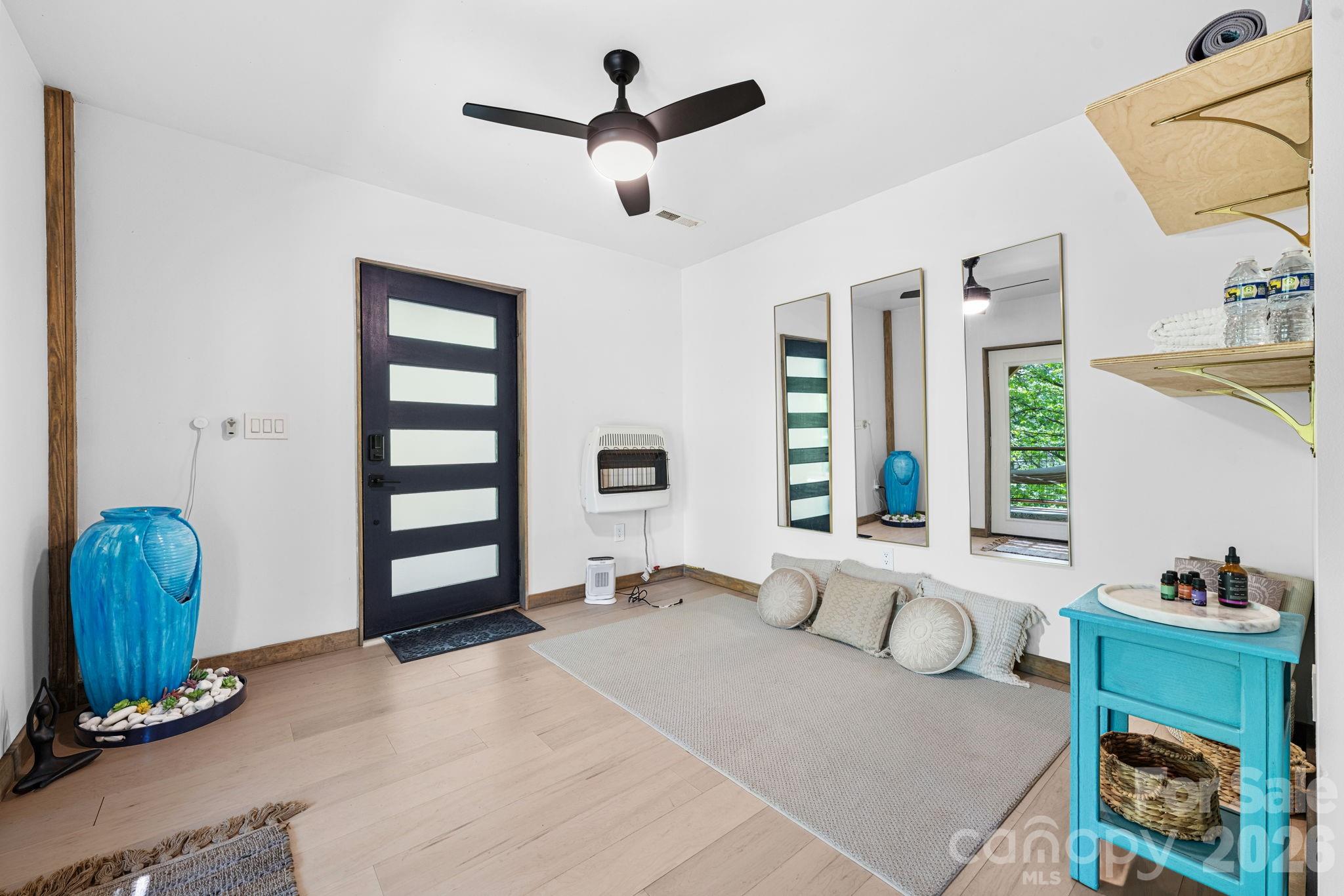 1385 Niley Cook Road — Blowing Rock