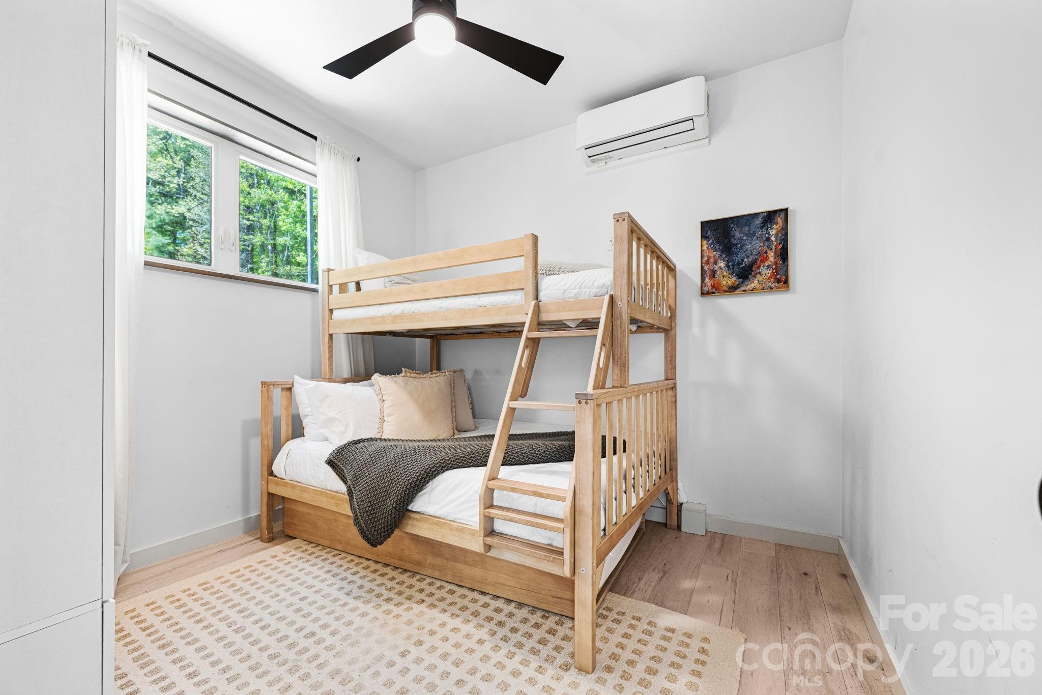 1385 Niley Cook Road — Blowing Rock