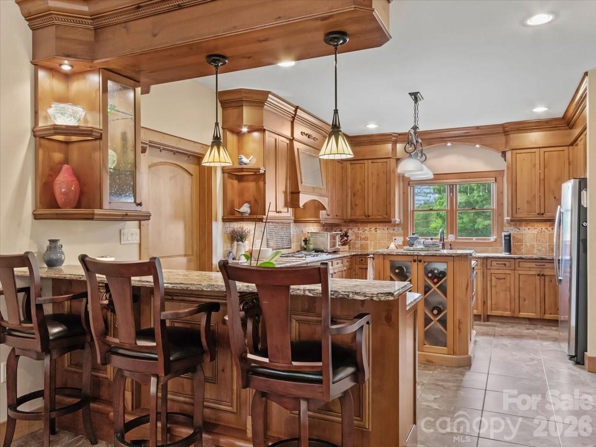 750 Barebridge Drive — Burnsville