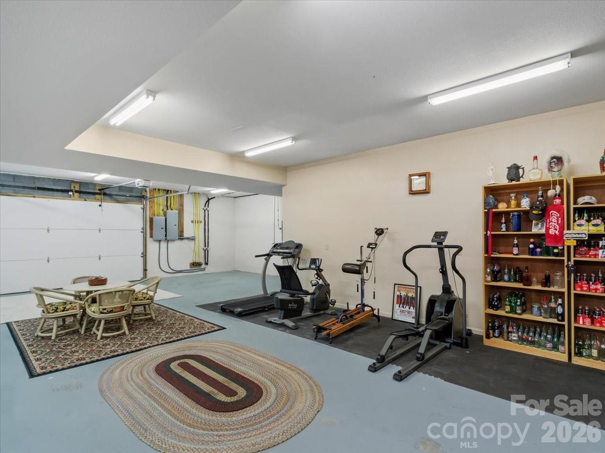 750 Barebridge Drive — Burnsville