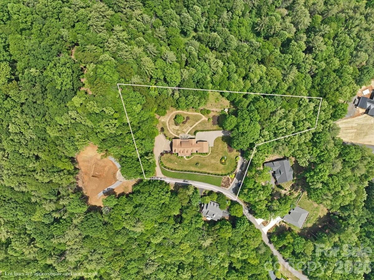 750 Barebridge Drive — Burnsville