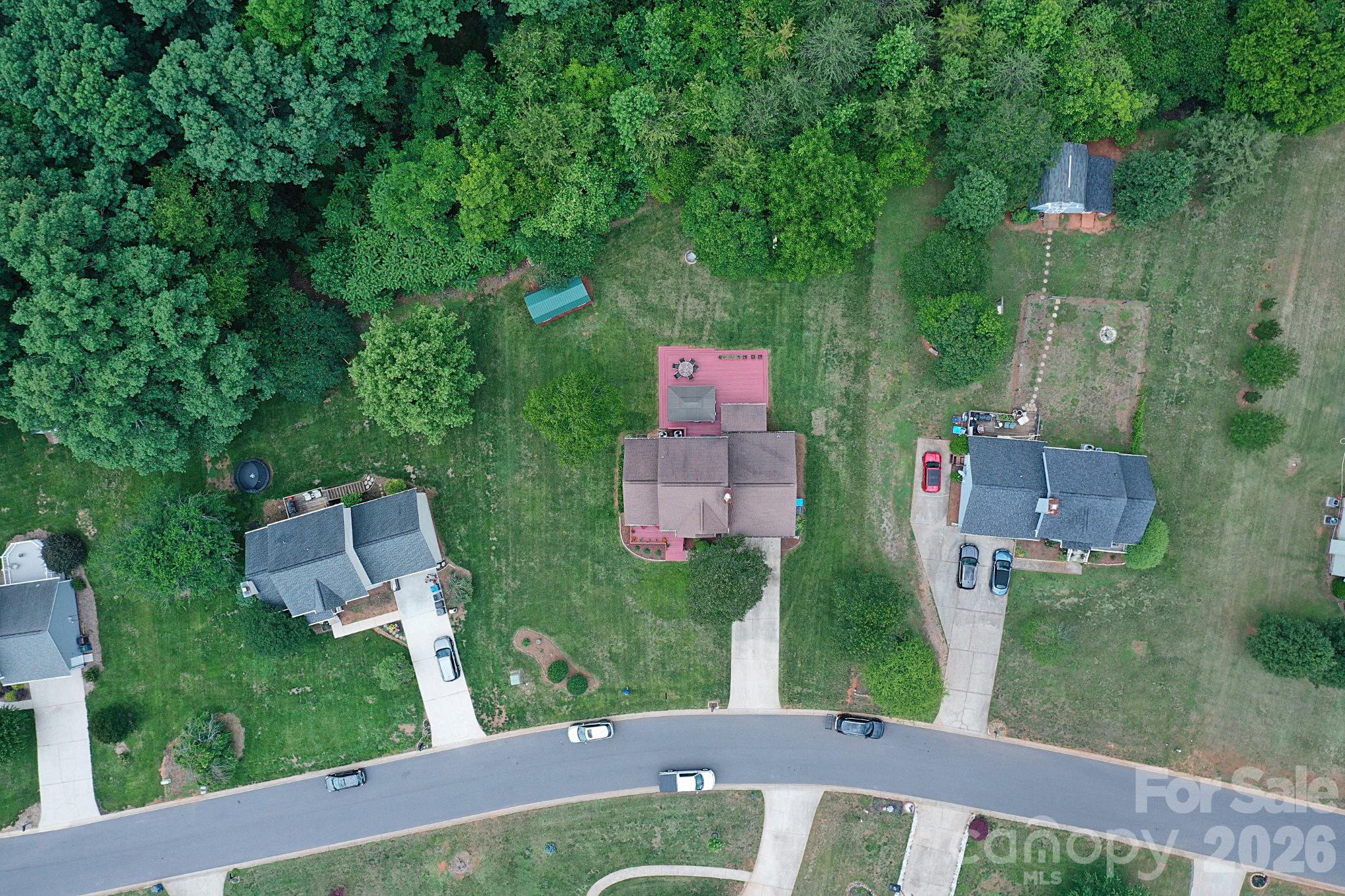 5438 Winding Oak Drive — Hickory