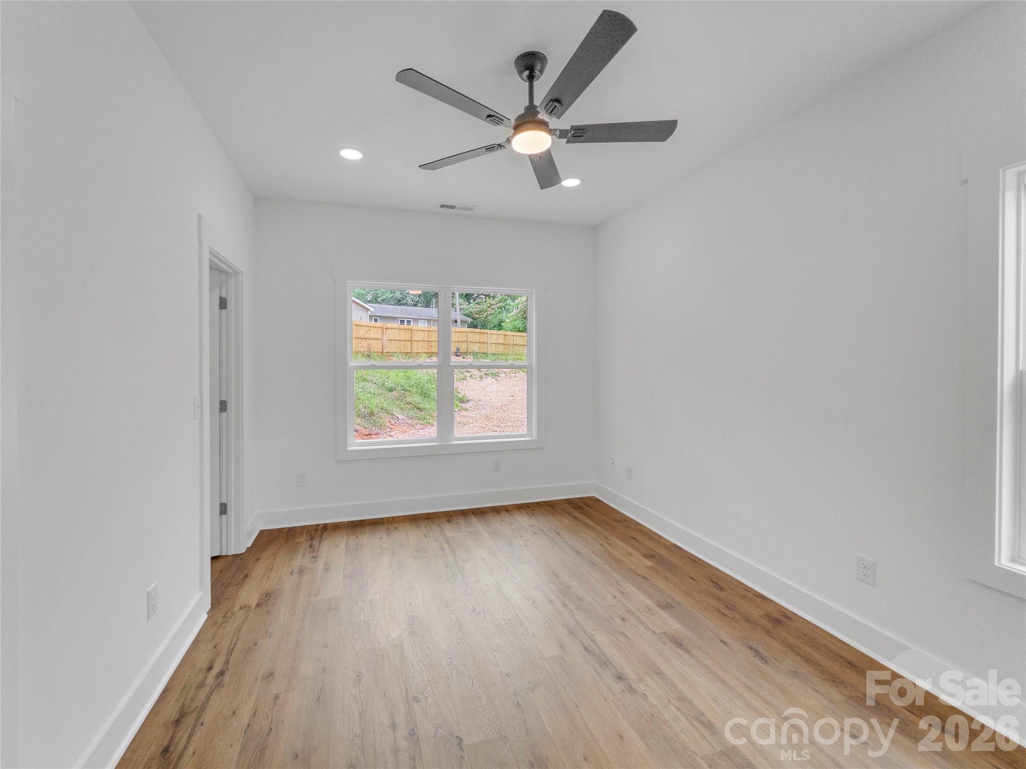 829 E Arch Street — Lancaster