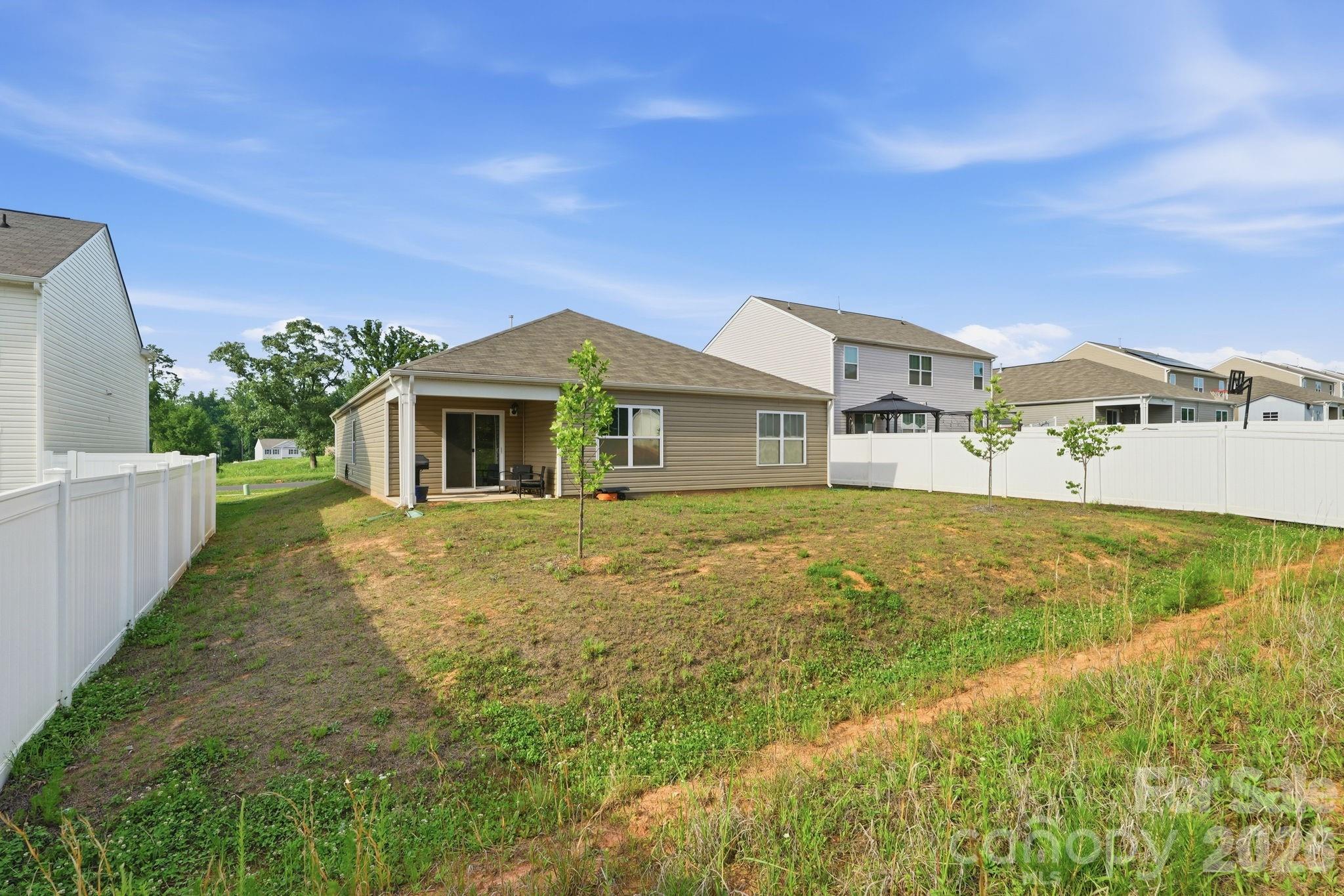 2814 Sherrills Stream Drive — Sherrills Ford