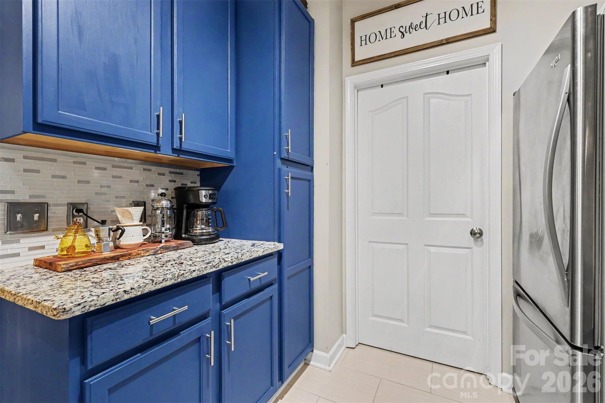 10616 Hill Point Court — Charlotte