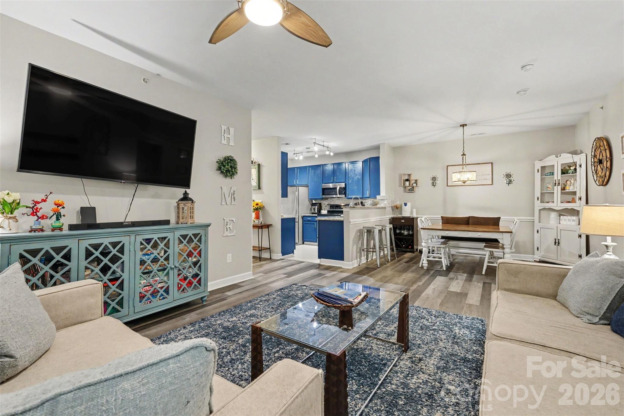 10616 Hill Point Court — Charlotte