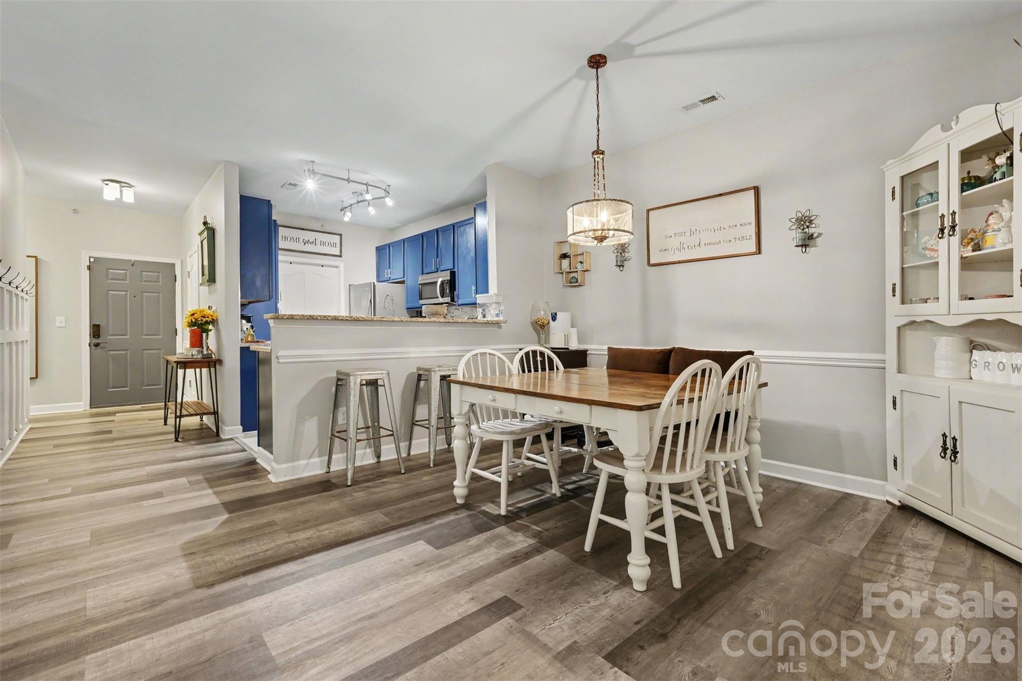 10616 Hill Point Court — Charlotte